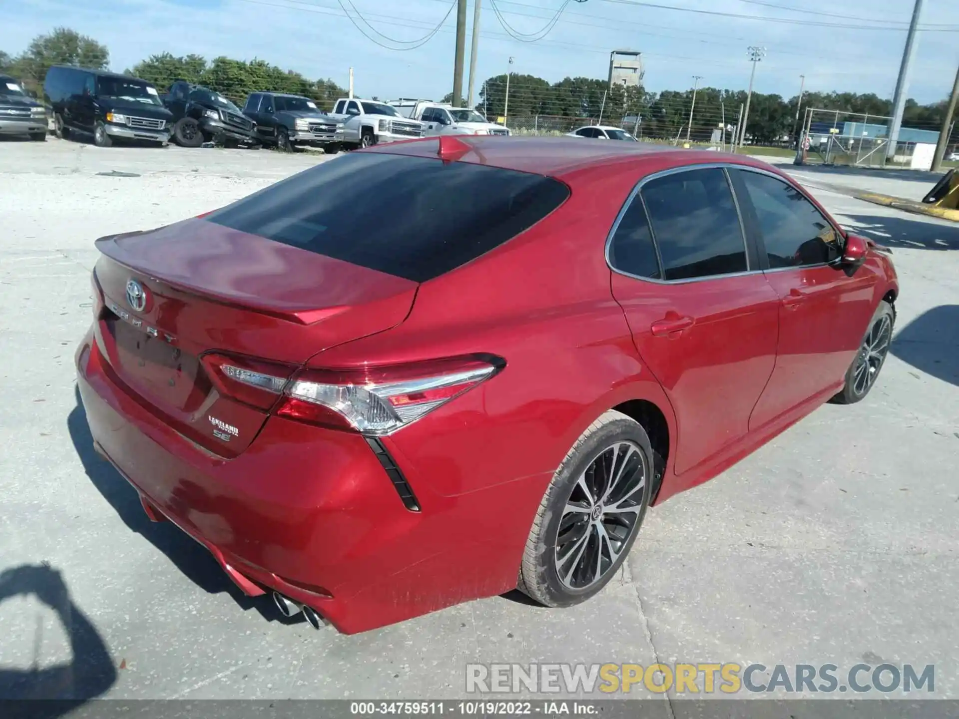 4 Photograph of a damaged car 4T1G11AKXLU362489 TOYOTA CAMRY 2020