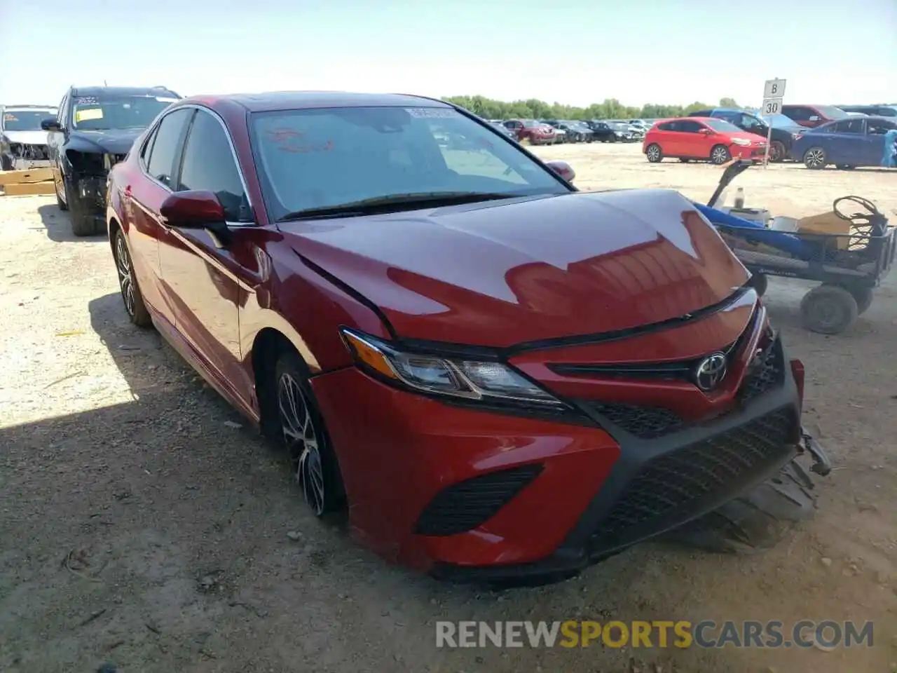 1 Photograph of a damaged car 4T1G11AKXLU362881 TOYOTA CAMRY 2020