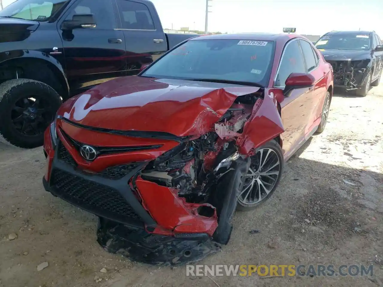 2 Photograph of a damaged car 4T1G11AKXLU362881 TOYOTA CAMRY 2020