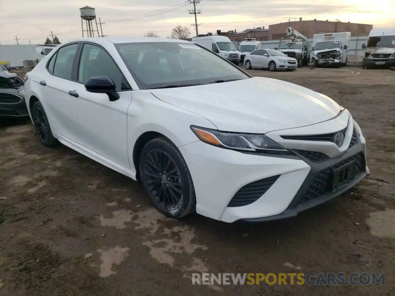 1 Photograph of a damaged car 4T1G11AKXLU363514 TOYOTA CAMRY 2020