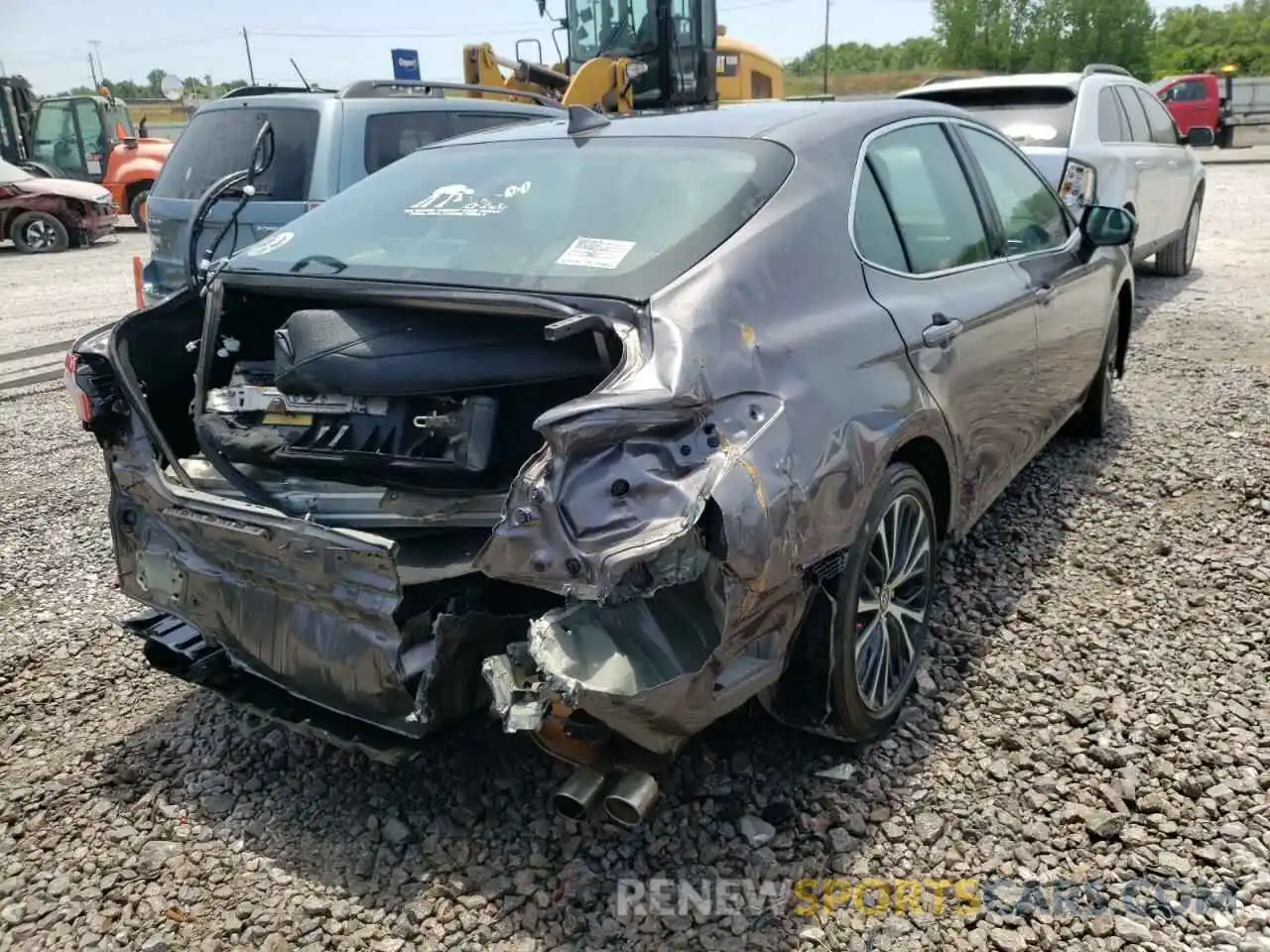 4 Photograph of a damaged car 4T1G11AKXLU371192 TOYOTA CAMRY 2020