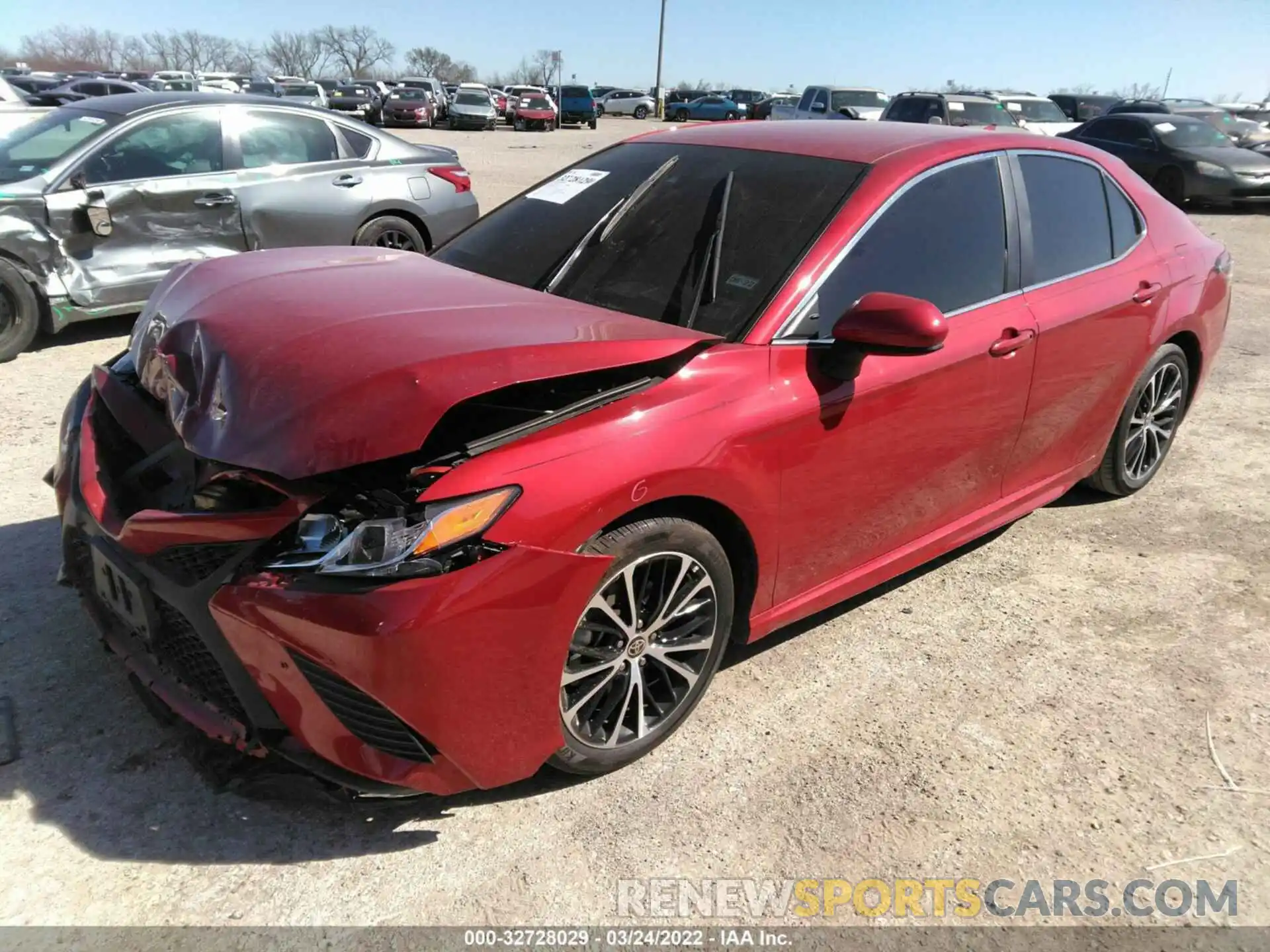 2 Photograph of a damaged car 4T1G11AKXLU371287 TOYOTA CAMRY 2020