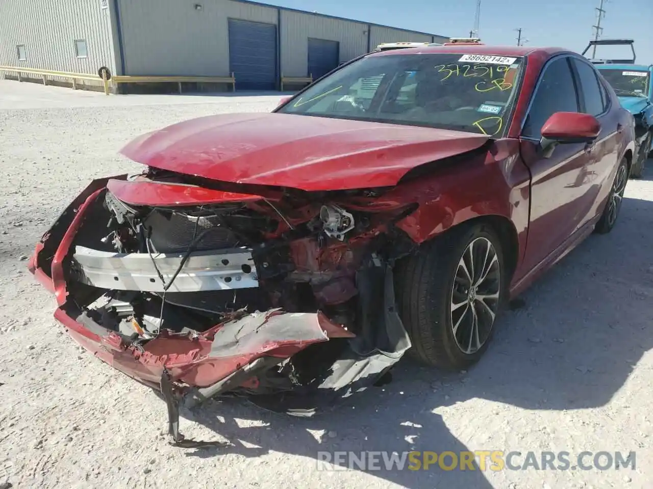 2 Photograph of a damaged car 4T1G11AKXLU372519 TOYOTA CAMRY 2020