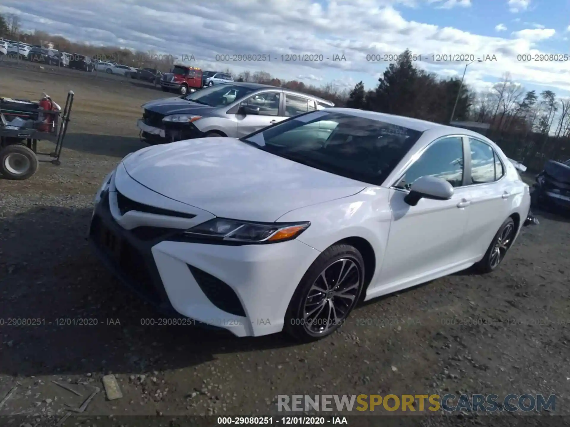 2 Photograph of a damaged car 4T1G11AKXLU376036 TOYOTA CAMRY 2020