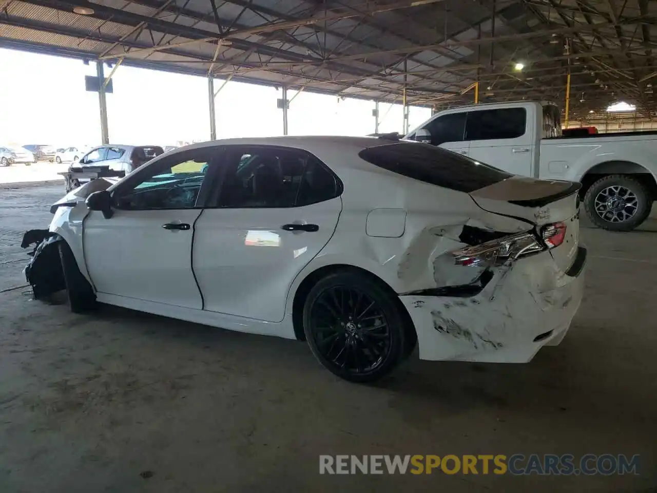 2 Photograph of a damaged car 4T1G11AKXLU376473 TOYOTA CAMRY 2020