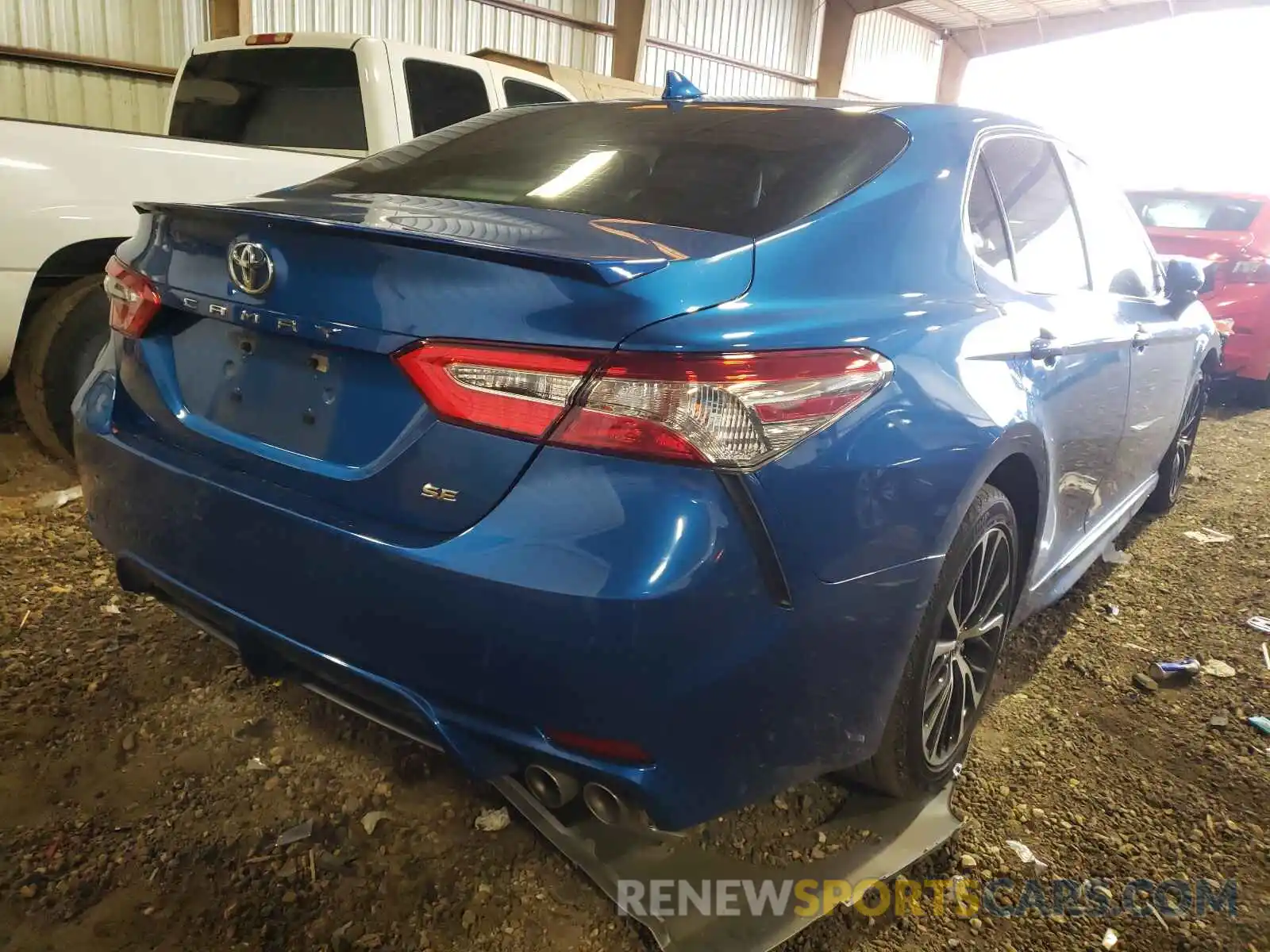 4 Photograph of a damaged car 4T1G11AKXLU380894 TOYOTA CAMRY 2020