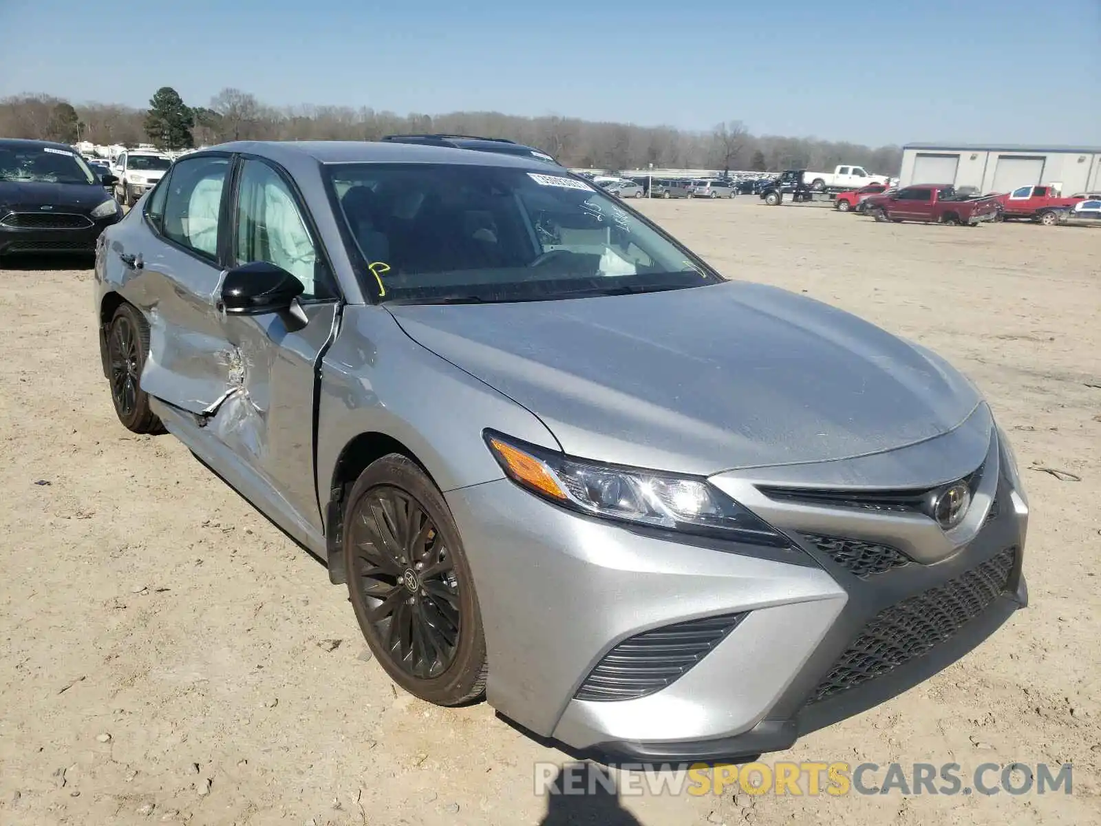 1 Photograph of a damaged car 4T1G11AKXLU381236 TOYOTA CAMRY 2020