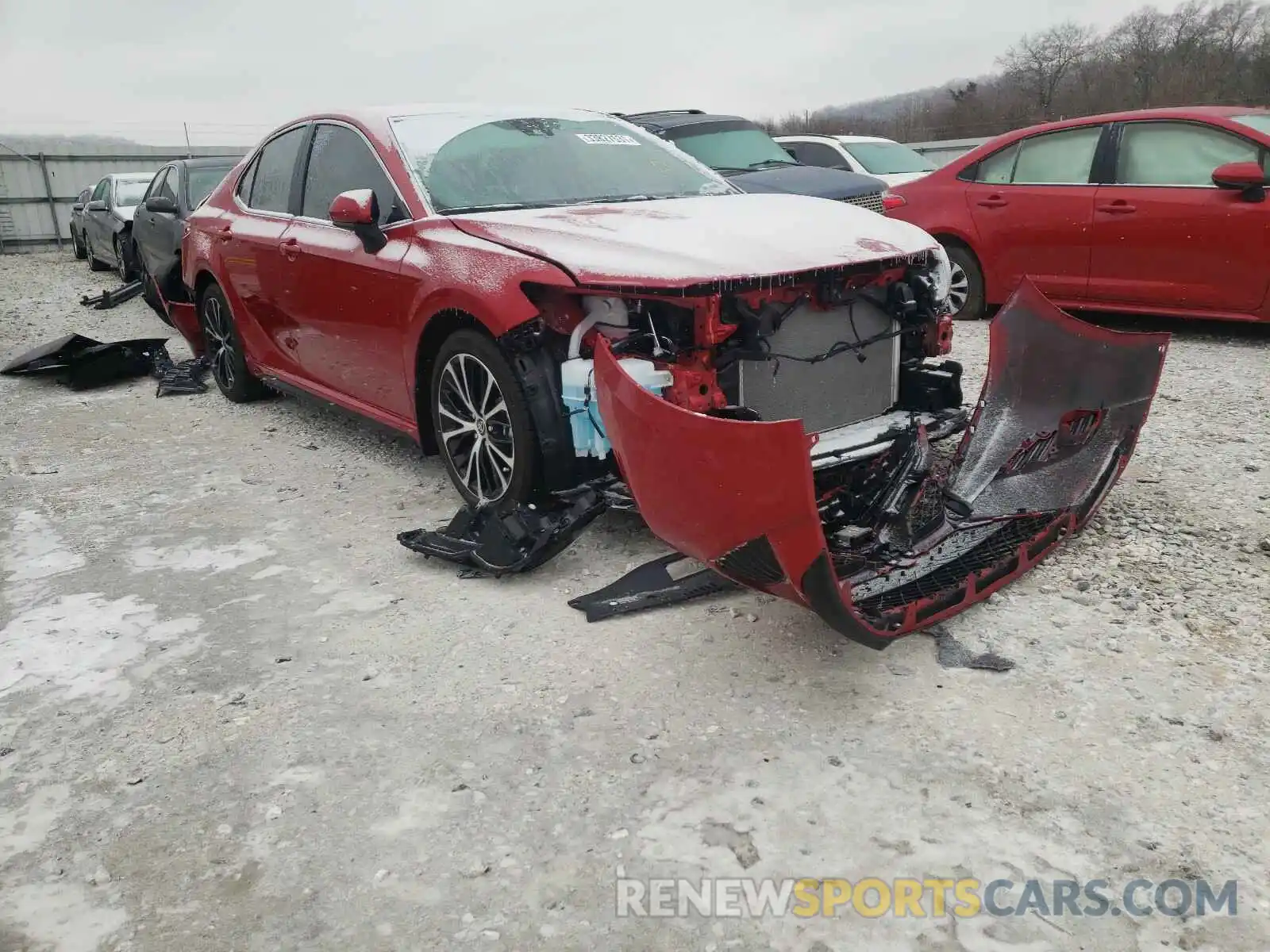 1 Photograph of a damaged car 4T1G11AKXLU383682 TOYOTA CAMRY 2020