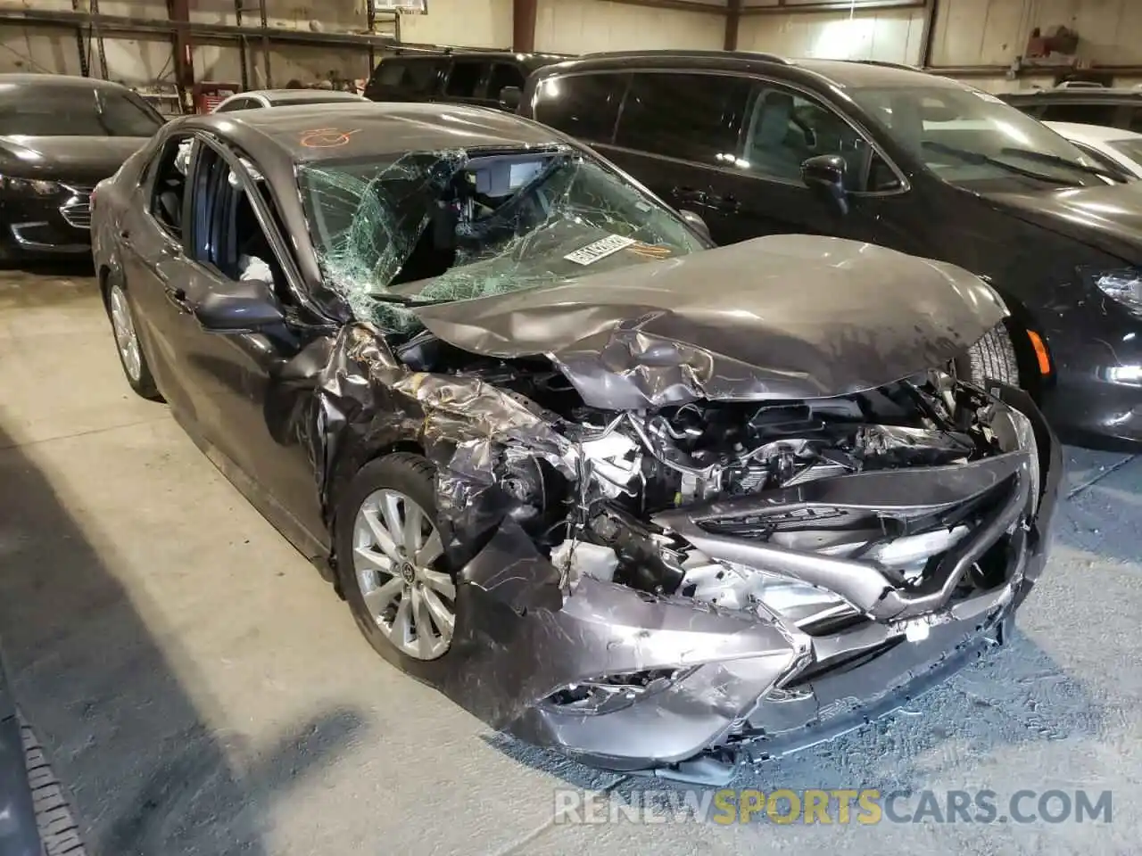 1 Photograph of a damaged car 4T1G11AKXLU384380 TOYOTA CAMRY 2020