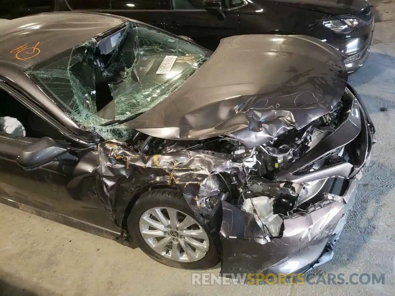 9 Photograph of a damaged car 4T1G11AKXLU384380 TOYOTA CAMRY 2020