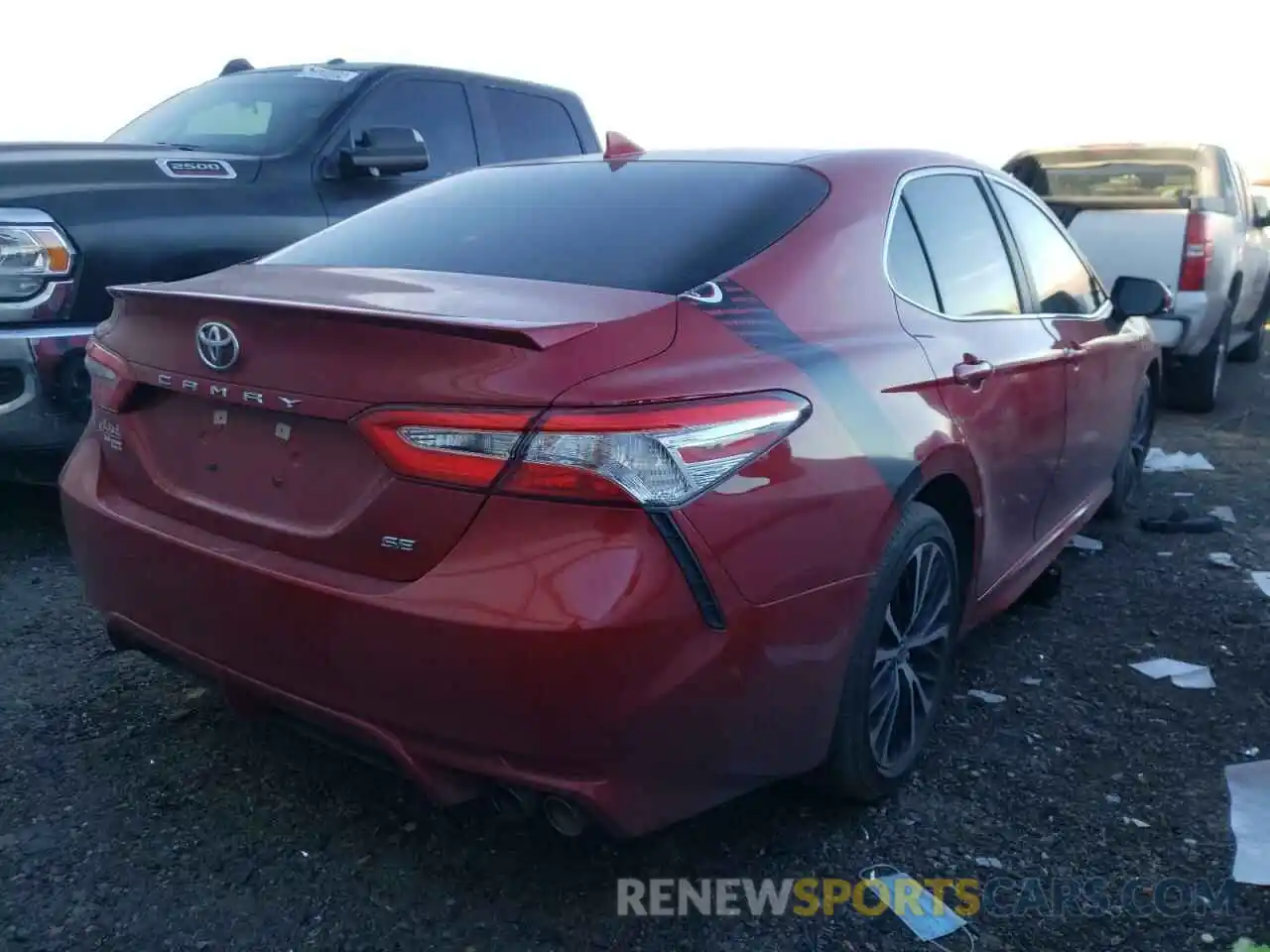 4 Photograph of a damaged car 4T1G11AKXLU394794 TOYOTA CAMRY 2020