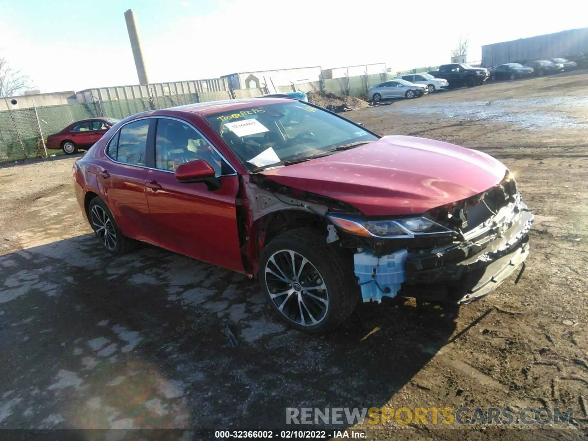 1 Photograph of a damaged car 4T1G11AKXLU401016 TOYOTA CAMRY 2020