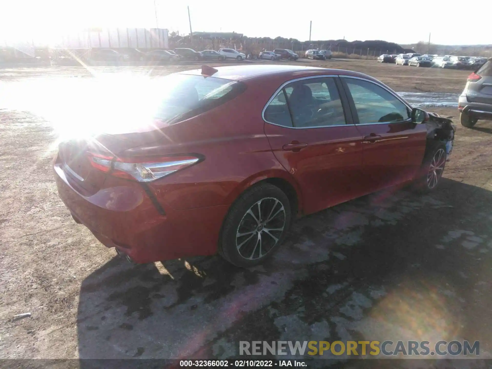 4 Photograph of a damaged car 4T1G11AKXLU401016 TOYOTA CAMRY 2020