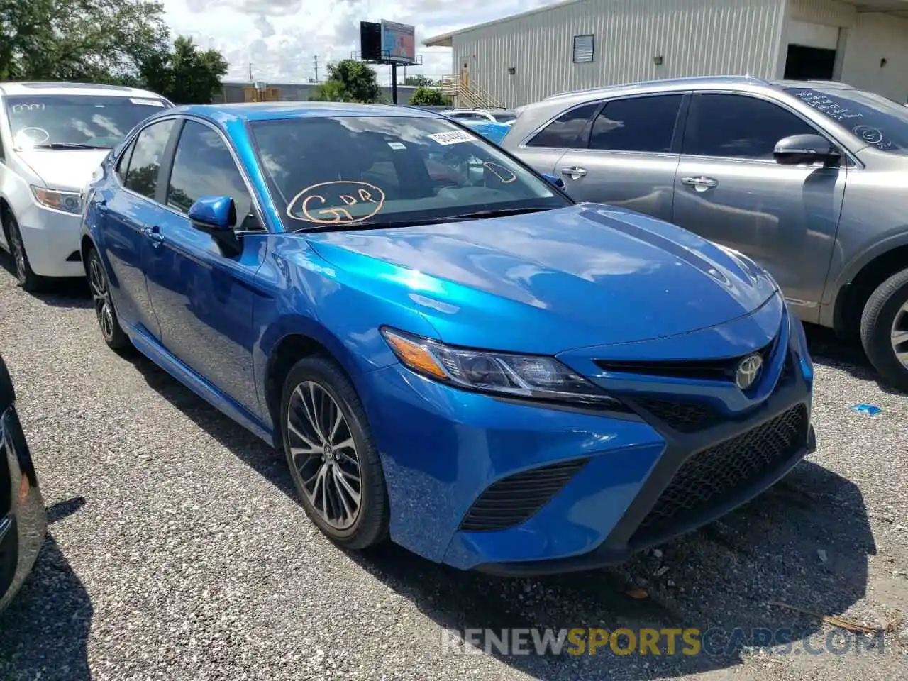 1 Photograph of a damaged car 4T1G11AKXLU401551 TOYOTA CAMRY 2020