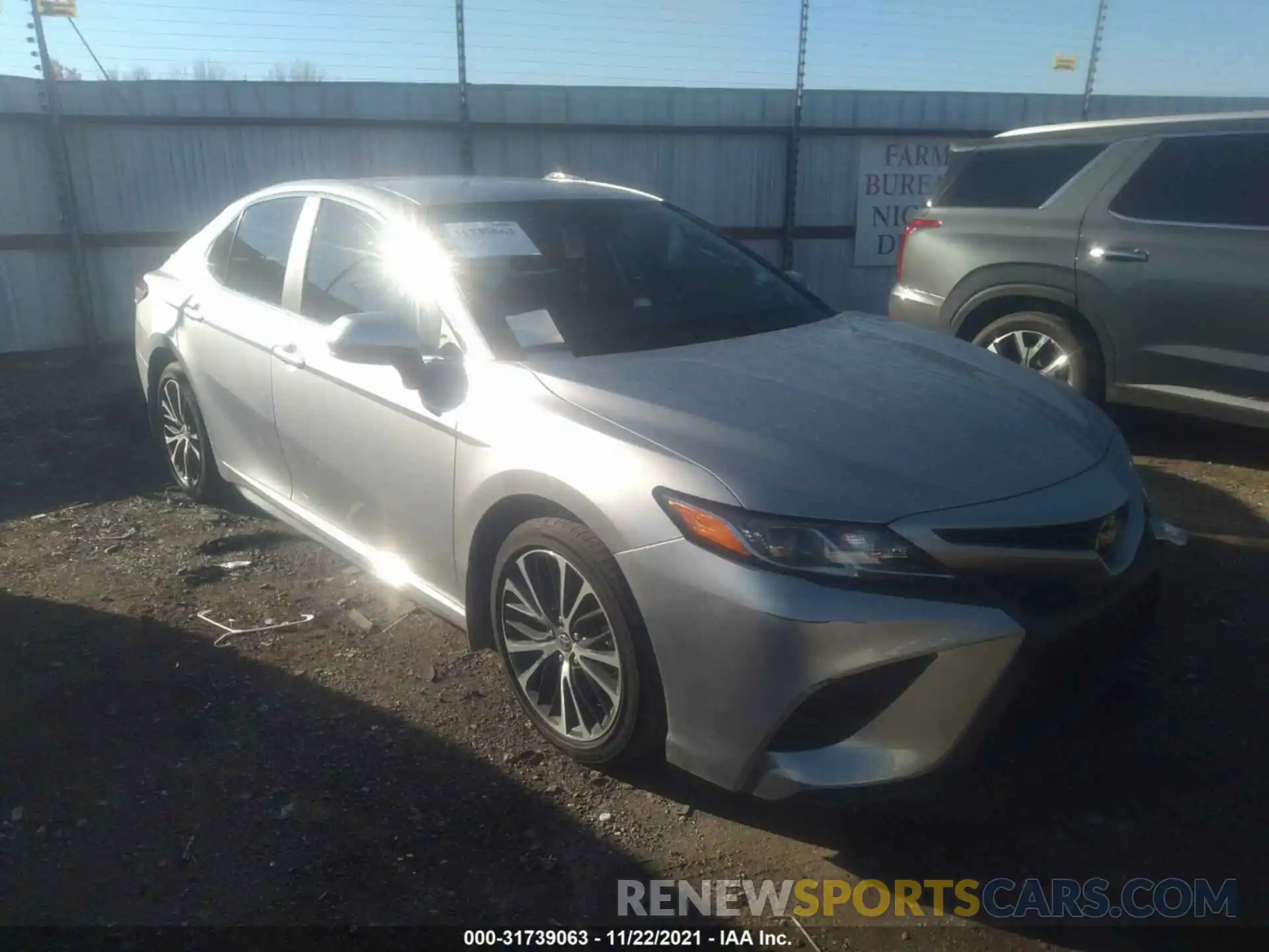 1 Photograph of a damaged car 4T1G11AKXLU508955 TOYOTA CAMRY 2020