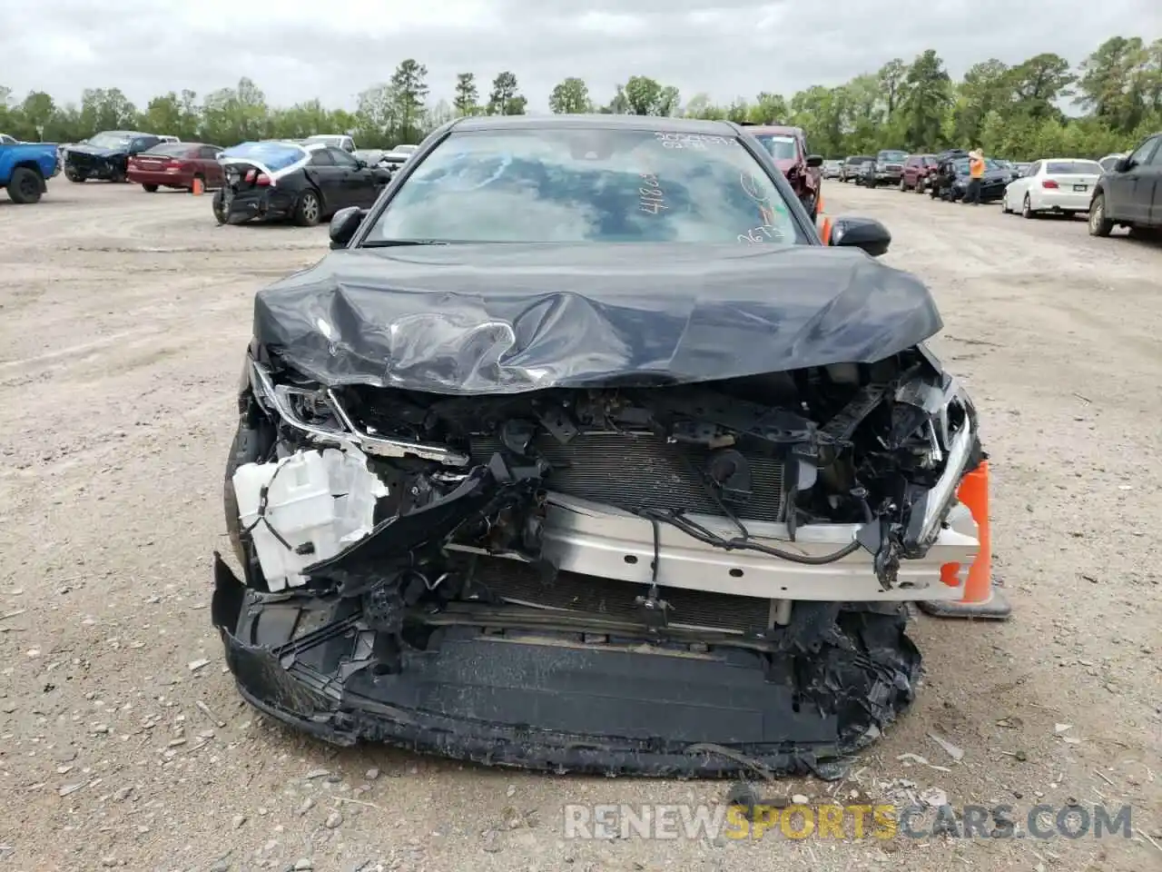 9 Photograph of a damaged car 4T1G11AKXLU510673 TOYOTA CAMRY 2020