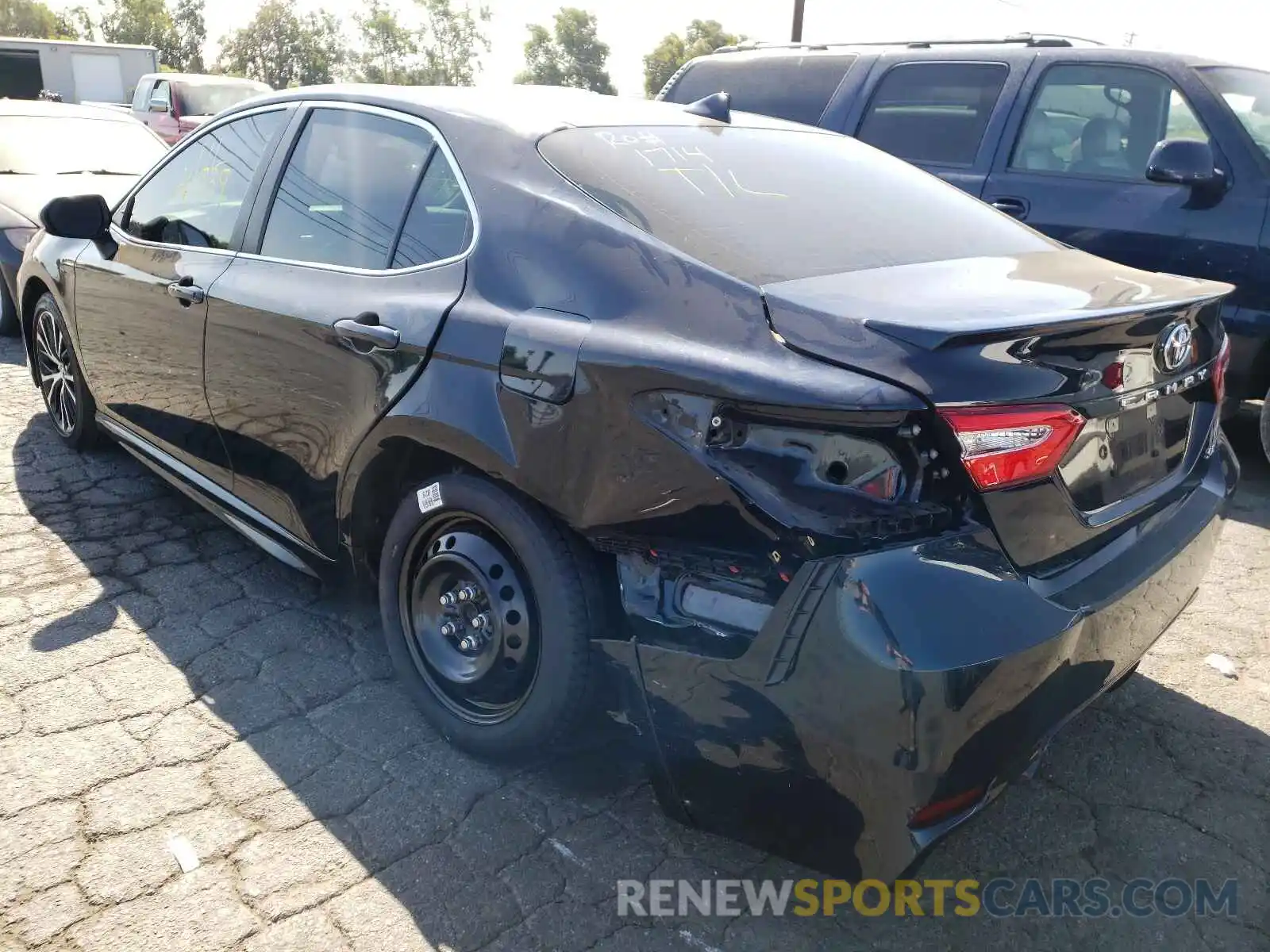 3 Photograph of a damaged car 4T1G11AKXLU860515 TOYOTA CAMRY 2020