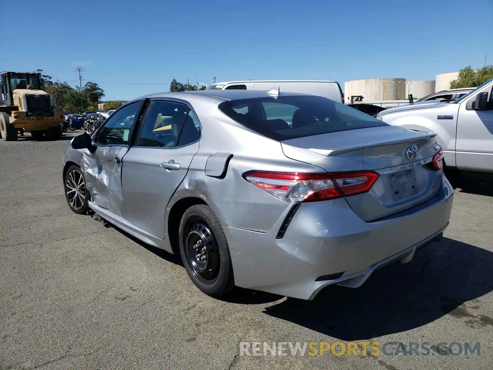 3 Photograph of a damaged car 4T1G11AKXLU862734 TOYOTA CAMRY 2020