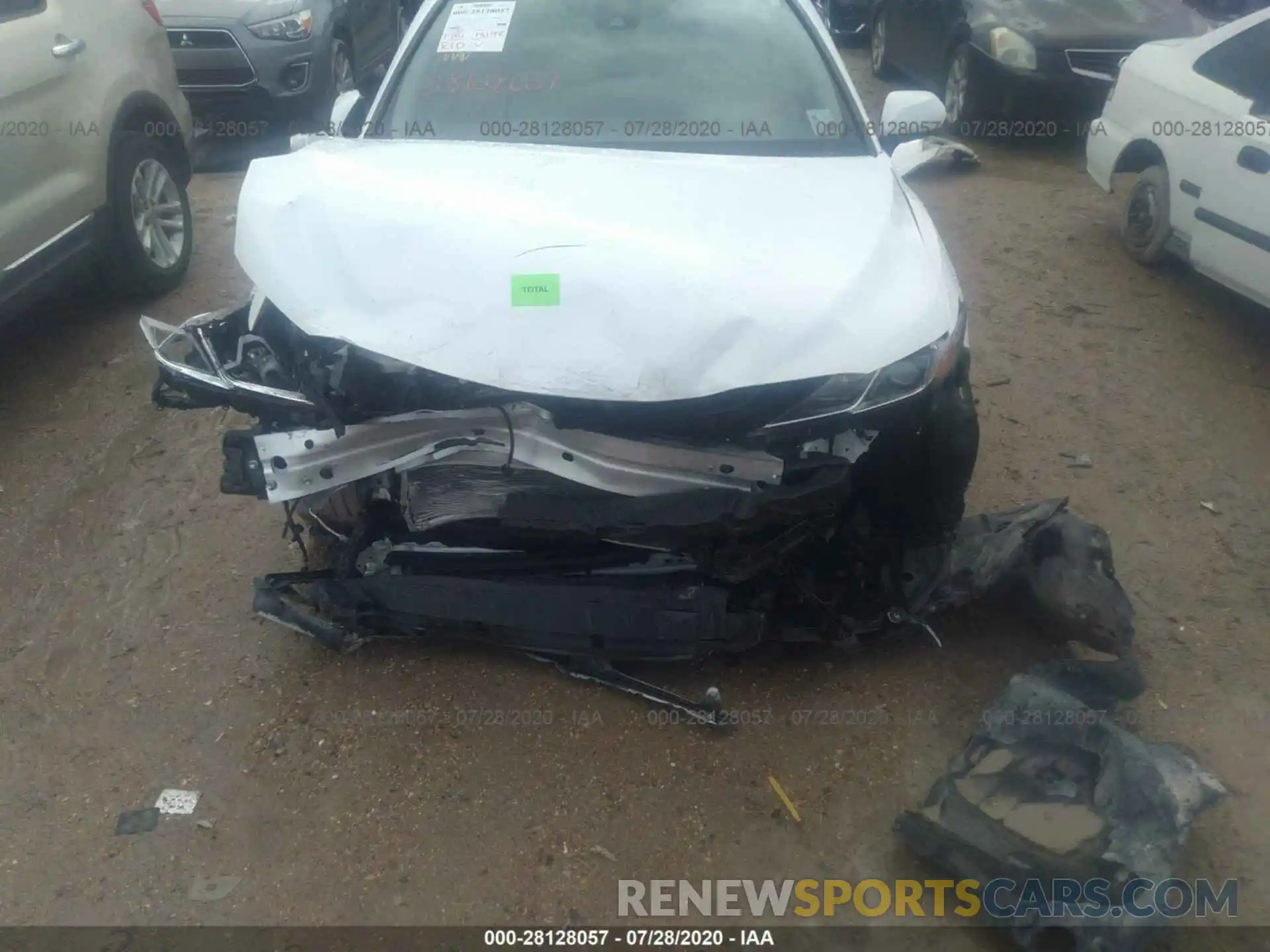 6 Photograph of a damaged car 4T1G11AKXLU863902 TOYOTA CAMRY 2020