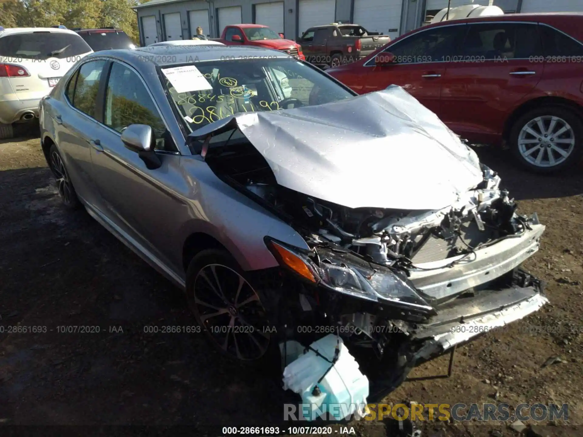 1 Photograph of a damaged car 4T1G11AKXLU868453 TOYOTA CAMRY 2020