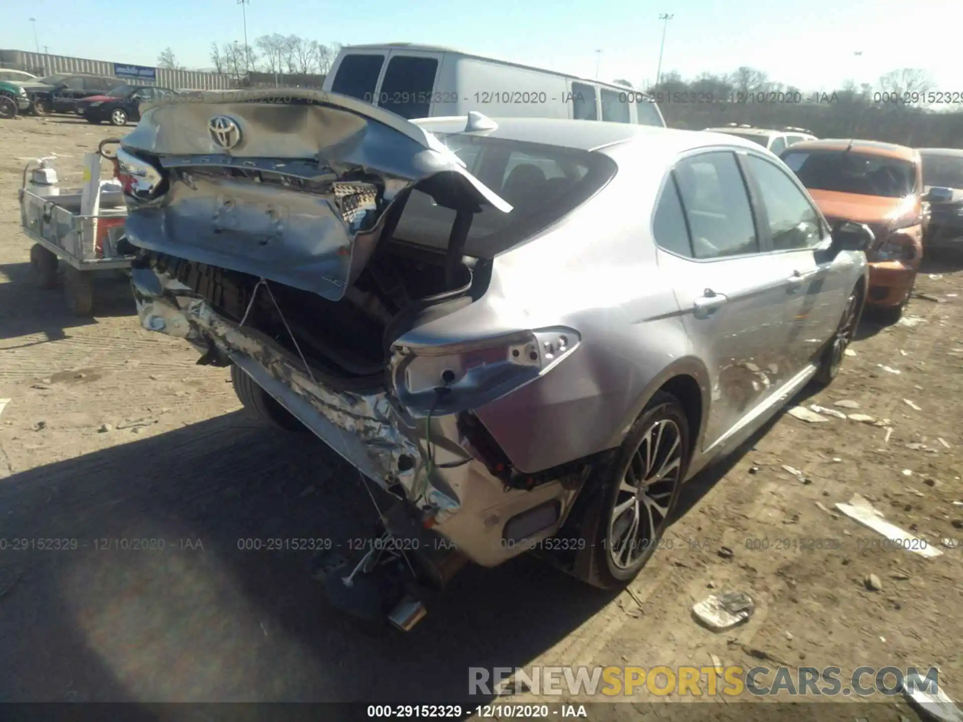 4 Photograph of a damaged car 4T1G11AKXLU870719 TOYOTA CAMRY 2020