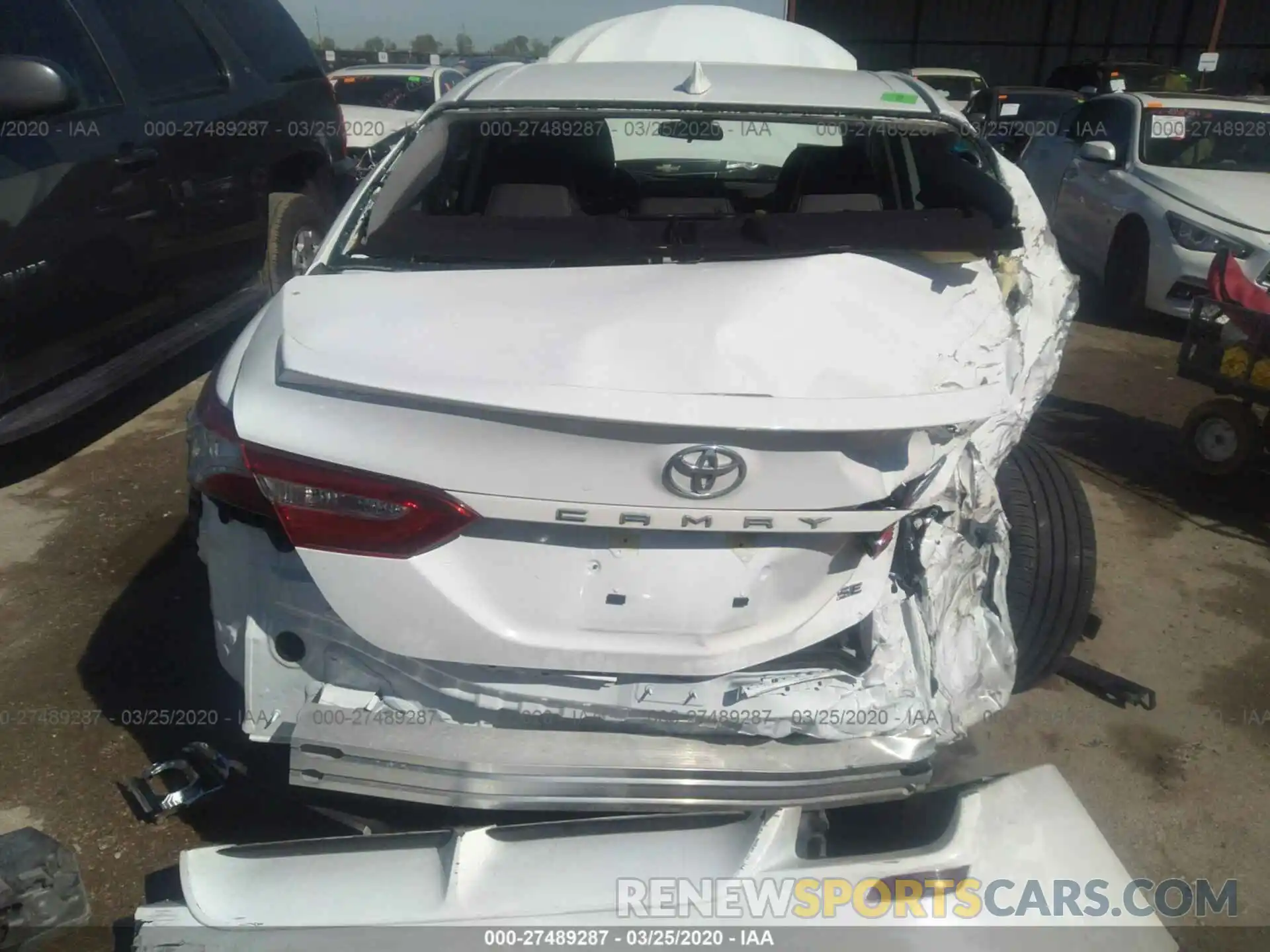 6 Photograph of a damaged car 4T1G11AKXLU872535 TOYOTA CAMRY 2020