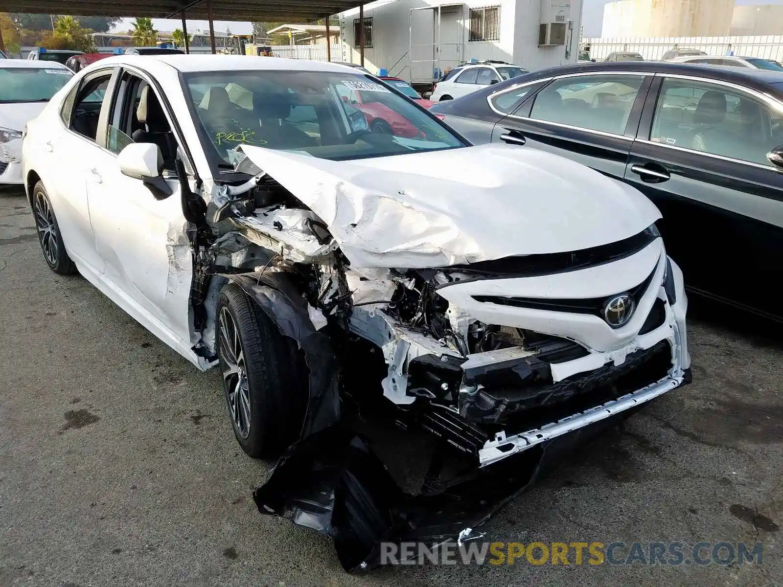 1 Photograph of a damaged car 4T1G11AKXLU874852 TOYOTA CAMRY 2020