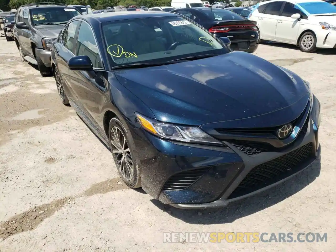 1 Photograph of a damaged car 4T1G11AKXLU877833 TOYOTA CAMRY 2020