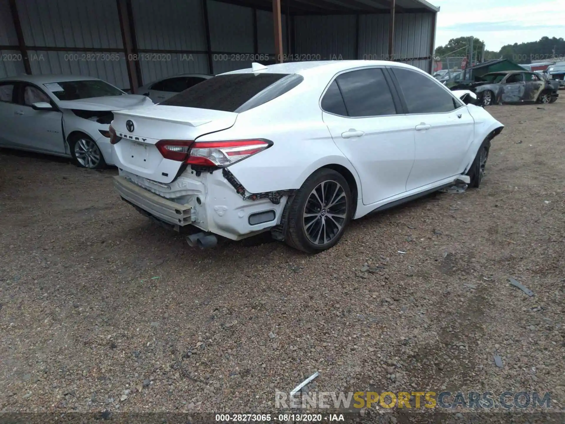 4 Photograph of a damaged car 4T1G11AKXLU878061 TOYOTA CAMRY 2020