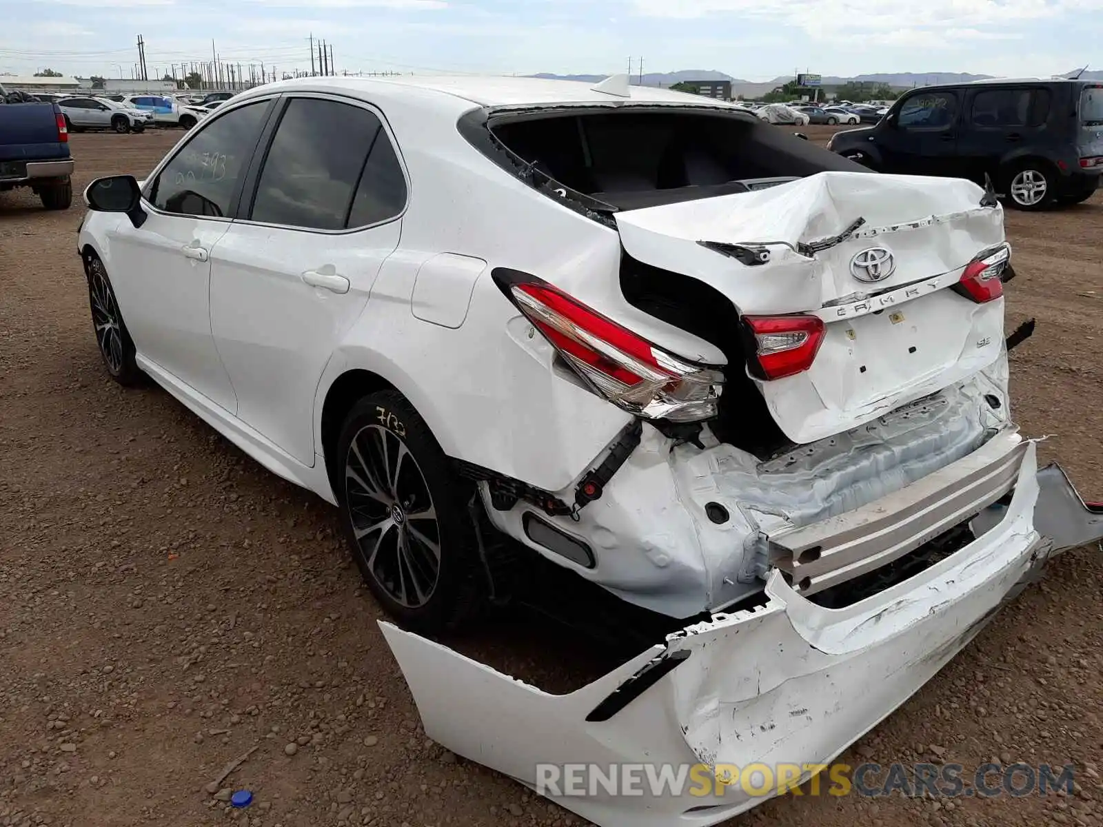 3 Photograph of a damaged car 4T1G11AKXLU881767 TOYOTA CAMRY 2020