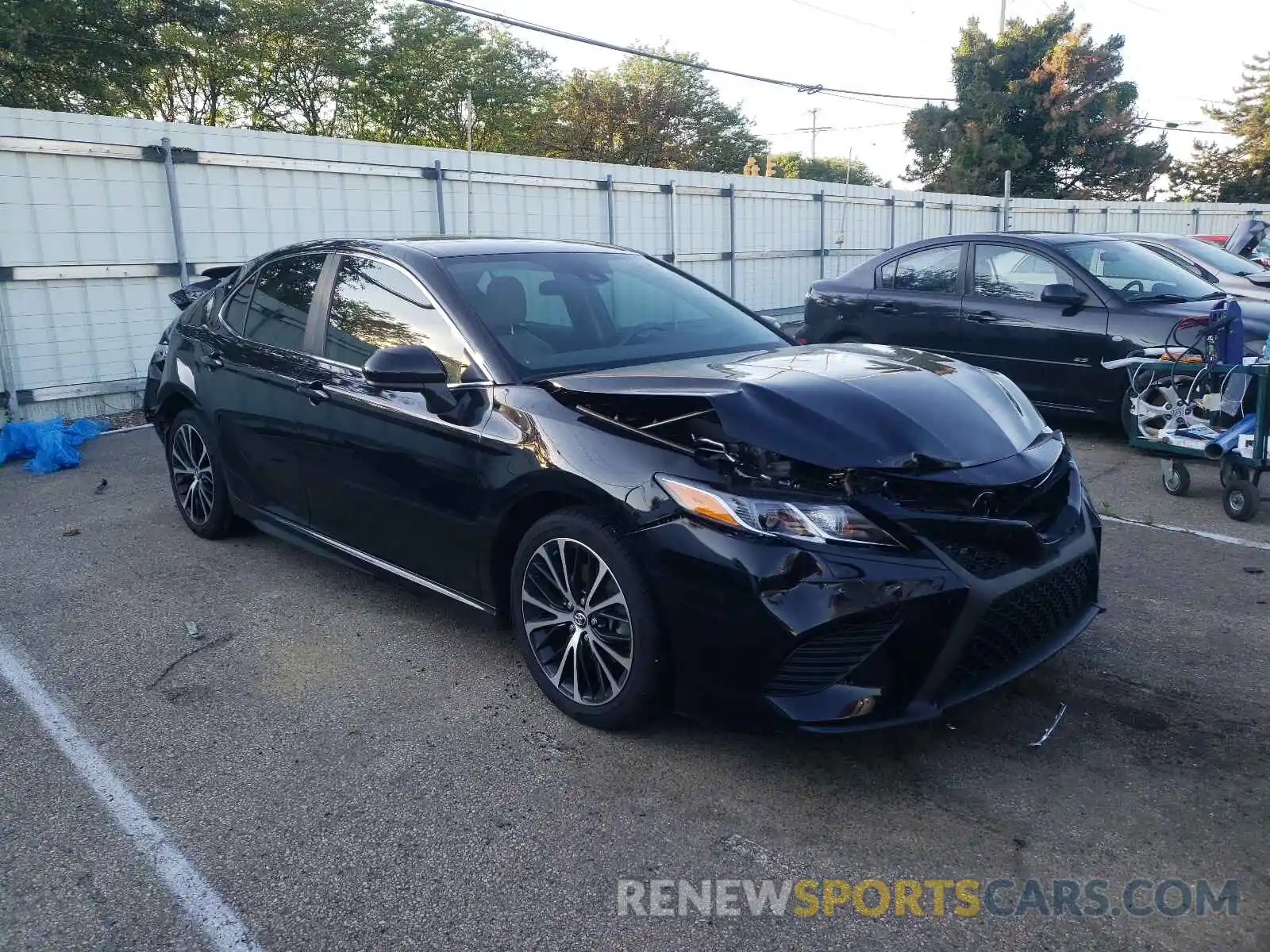 1 Photograph of a damaged car 4T1G11AKXLU883566 TOYOTA CAMRY 2020