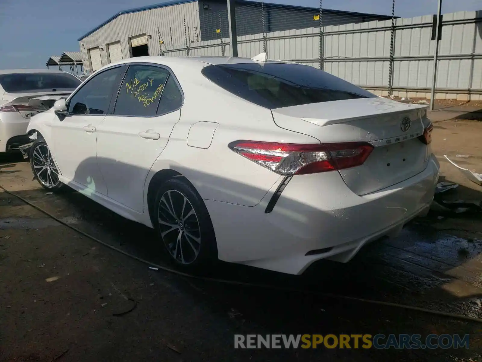 3 Photograph of a damaged car 4T1G11AKXLU889321 TOYOTA CAMRY 2020