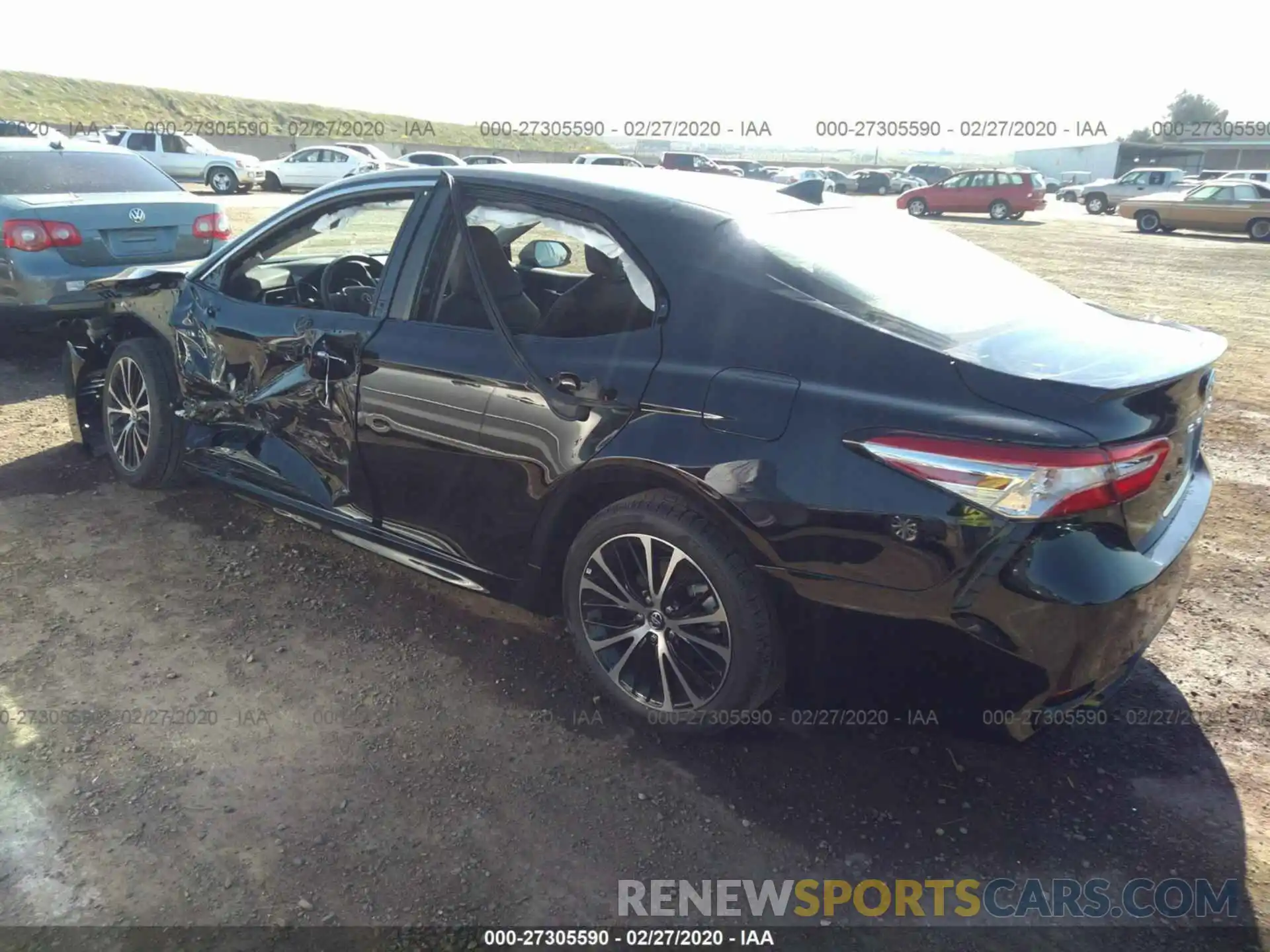 3 Photograph of a damaged car 4T1G11AKXLU900155 TOYOTA CAMRY 2020