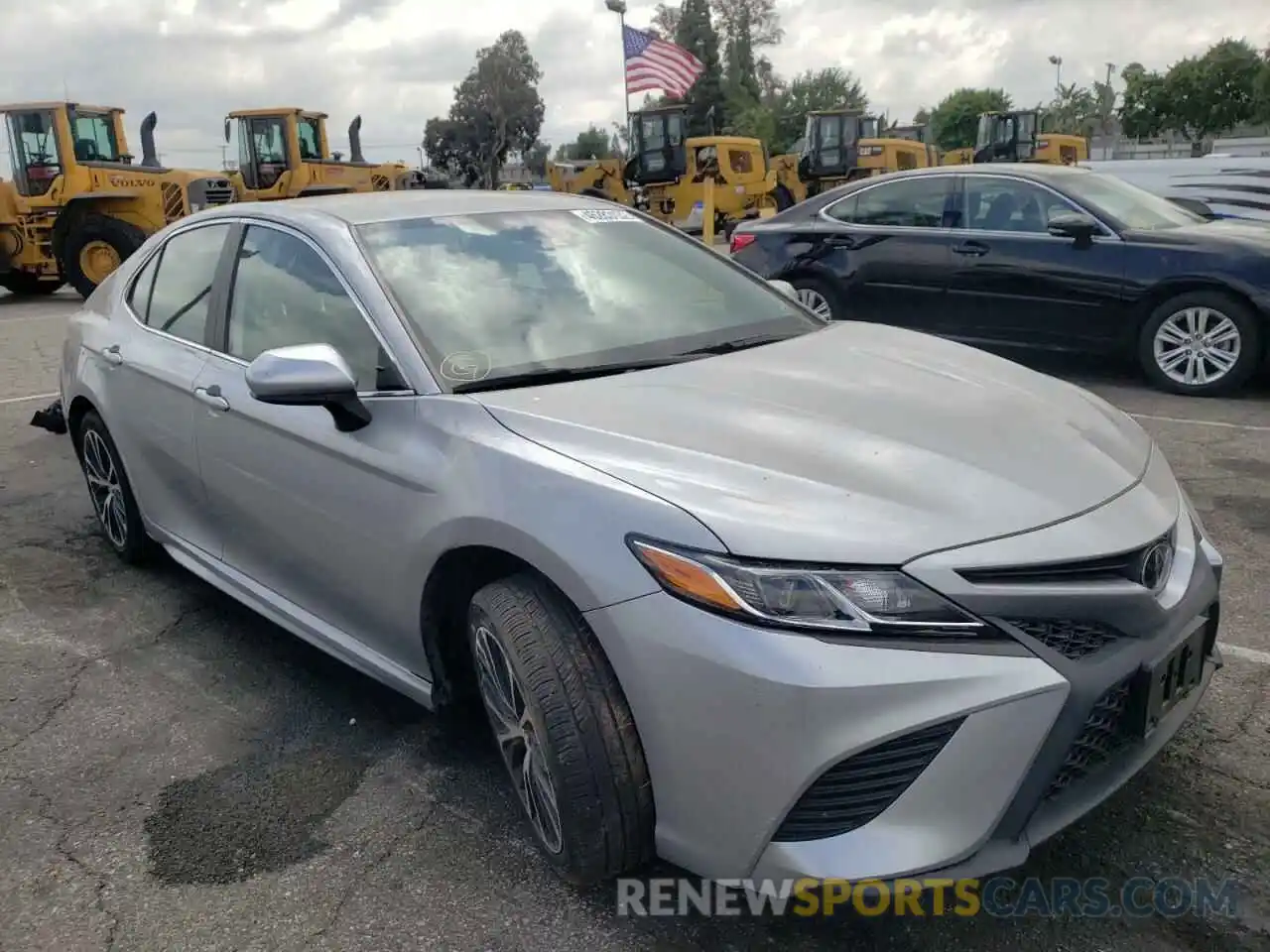 1 Photograph of a damaged car 4T1G11AKXLU902374 TOYOTA CAMRY 2020