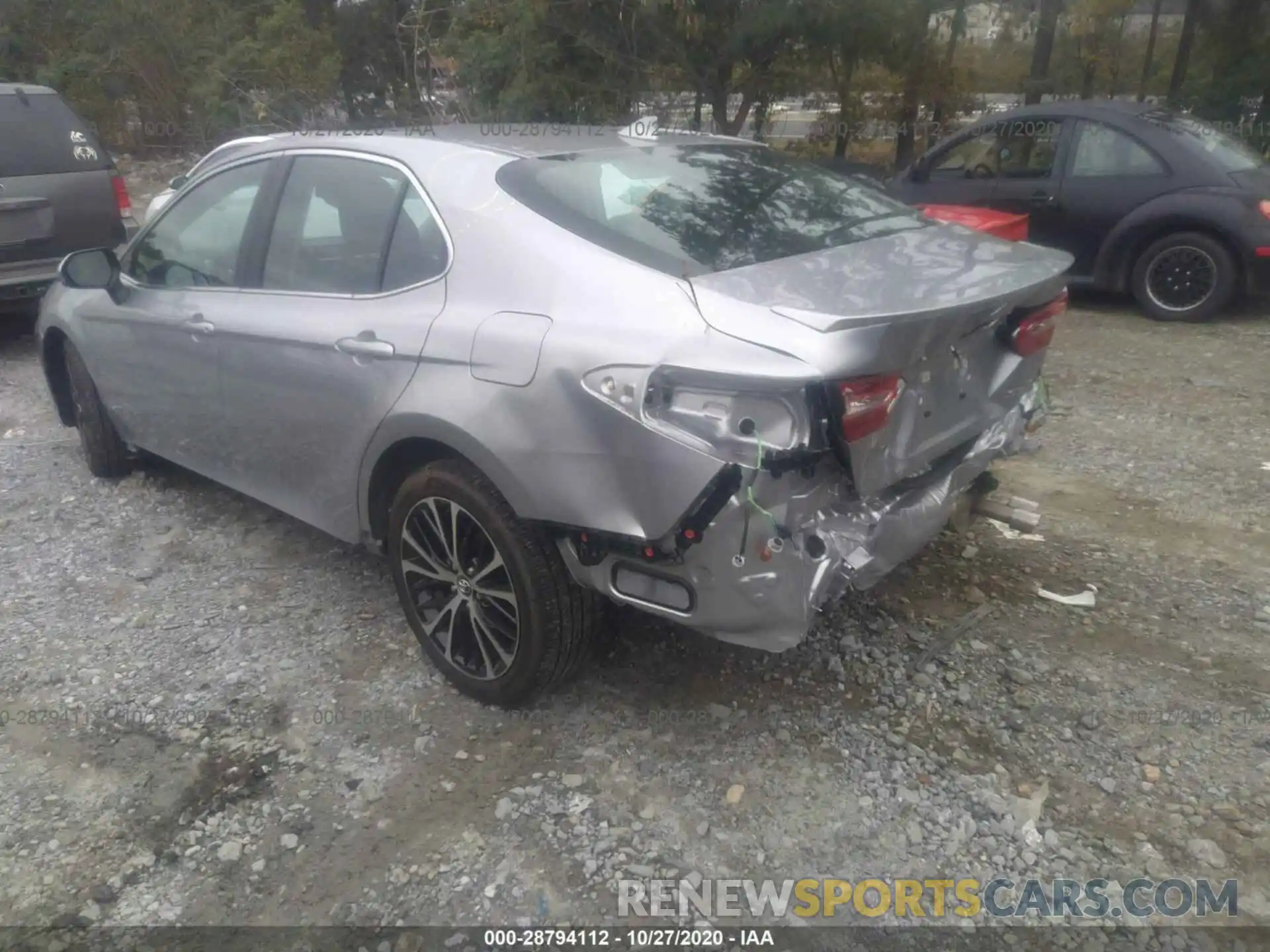 3 Photograph of a damaged car 4T1G11AKXLU906246 TOYOTA CAMRY 2020