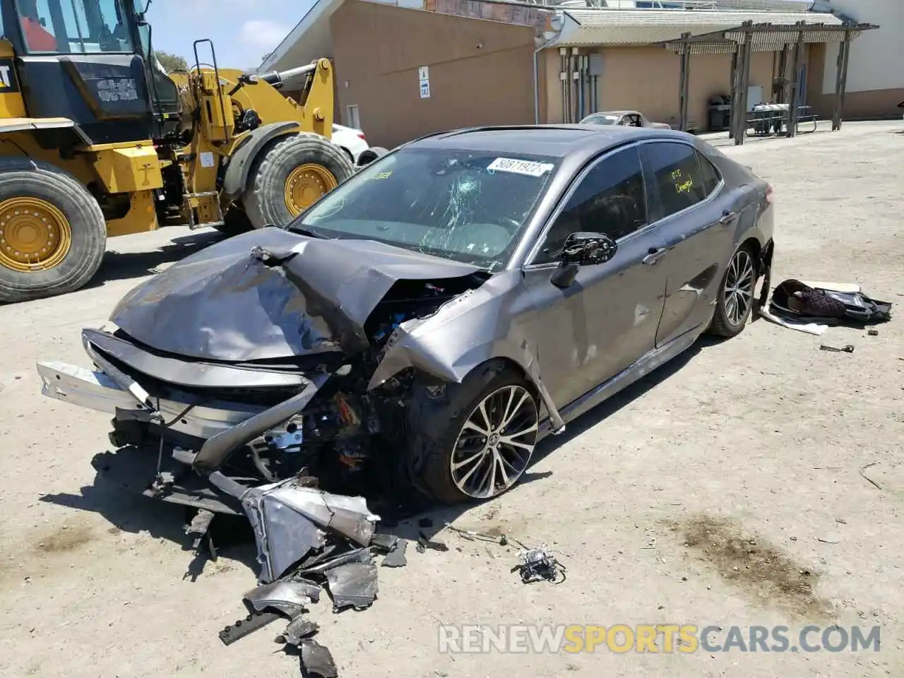 2 Photograph of a damaged car 4T1G11AKXLU907655 TOYOTA CAMRY 2020