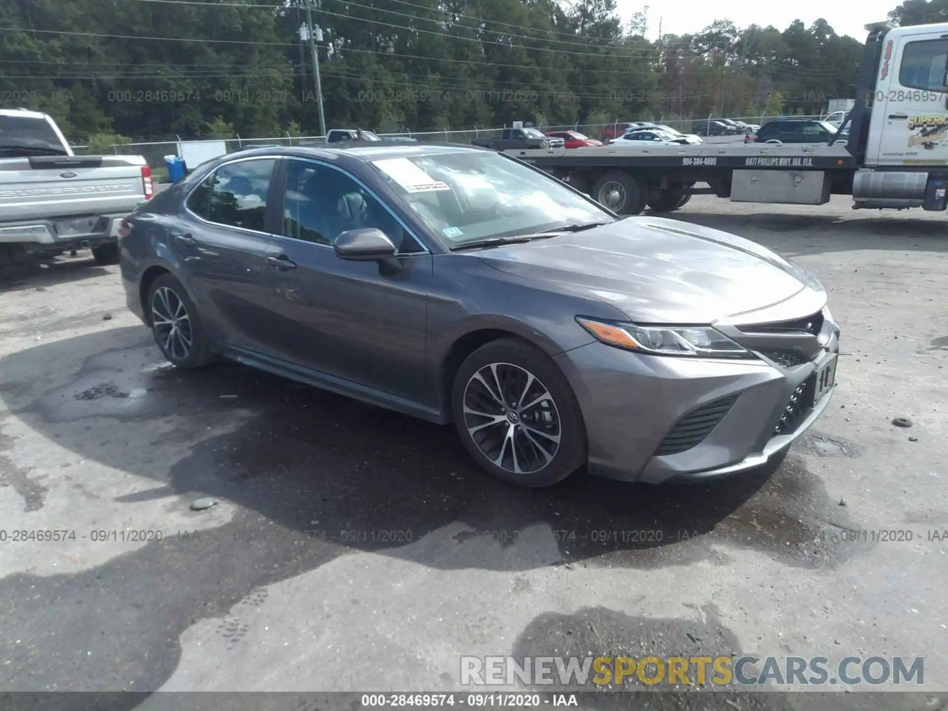 1 Photograph of a damaged car 4T1G11AKXLU910815 TOYOTA CAMRY 2020