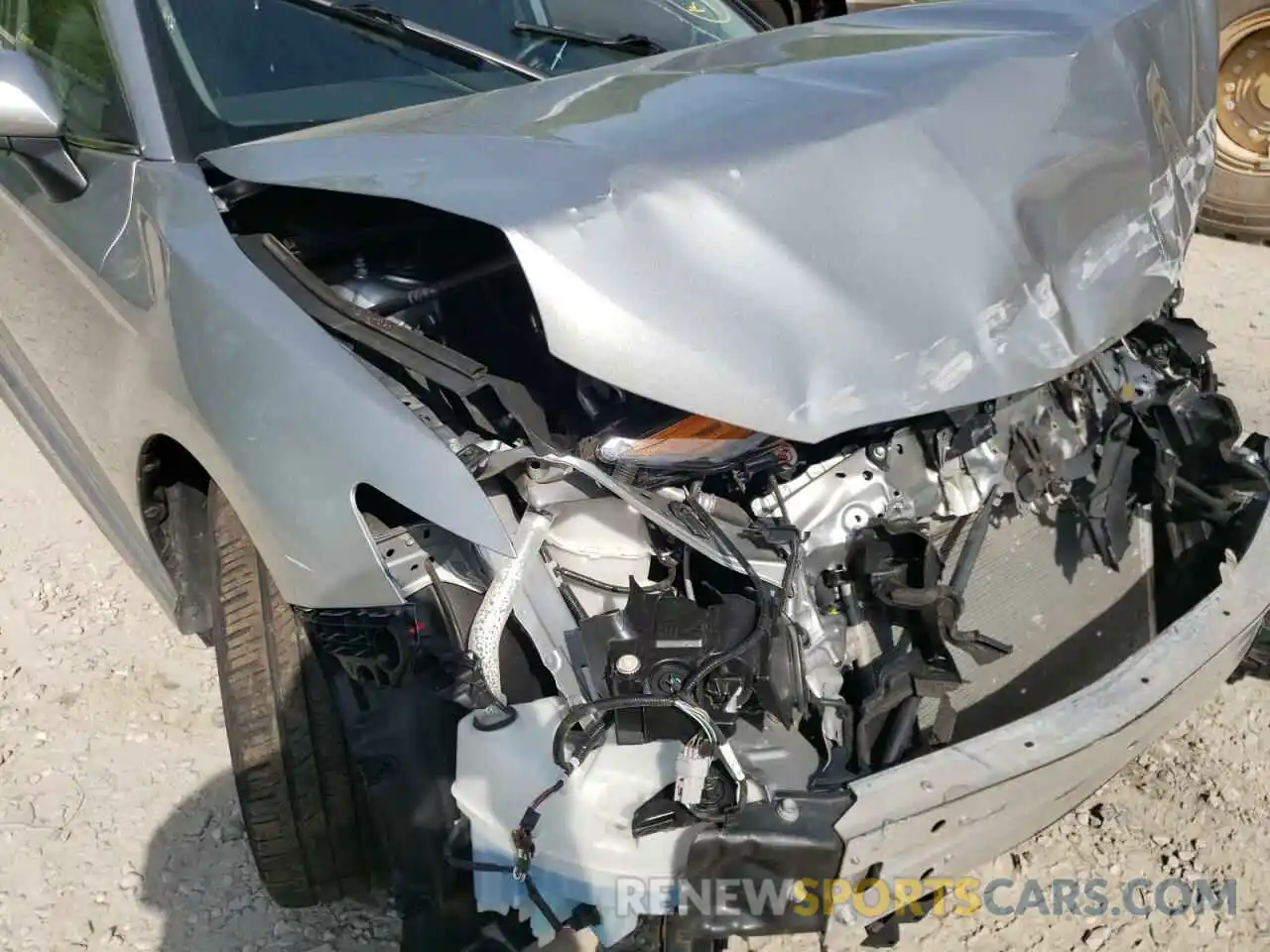 9 Photograph of a damaged car 4T1G11AKXLU911012 TOYOTA CAMRY 2020