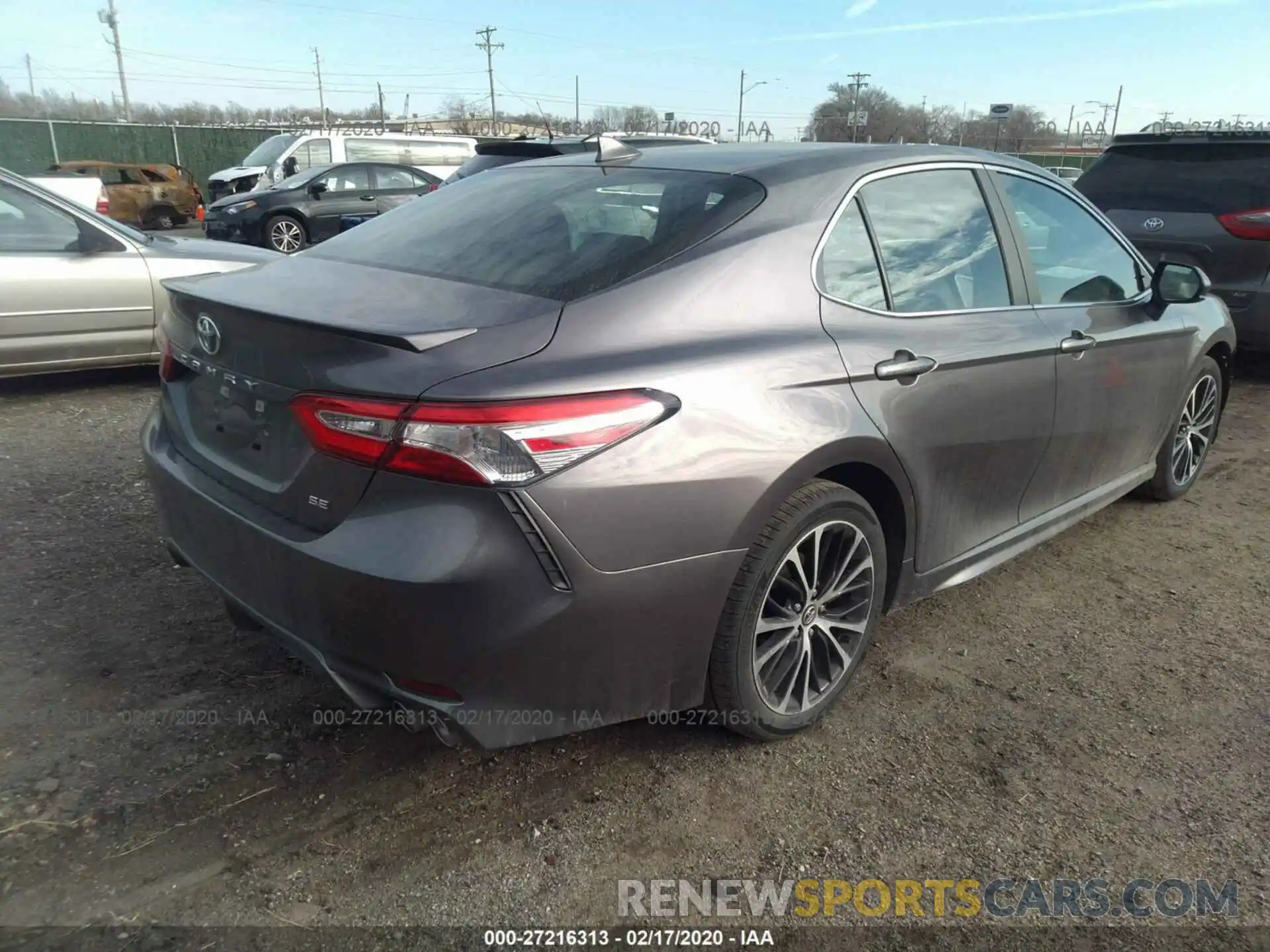 4 Photograph of a damaged car 4T1G11AKXLU915321 TOYOTA CAMRY 2020