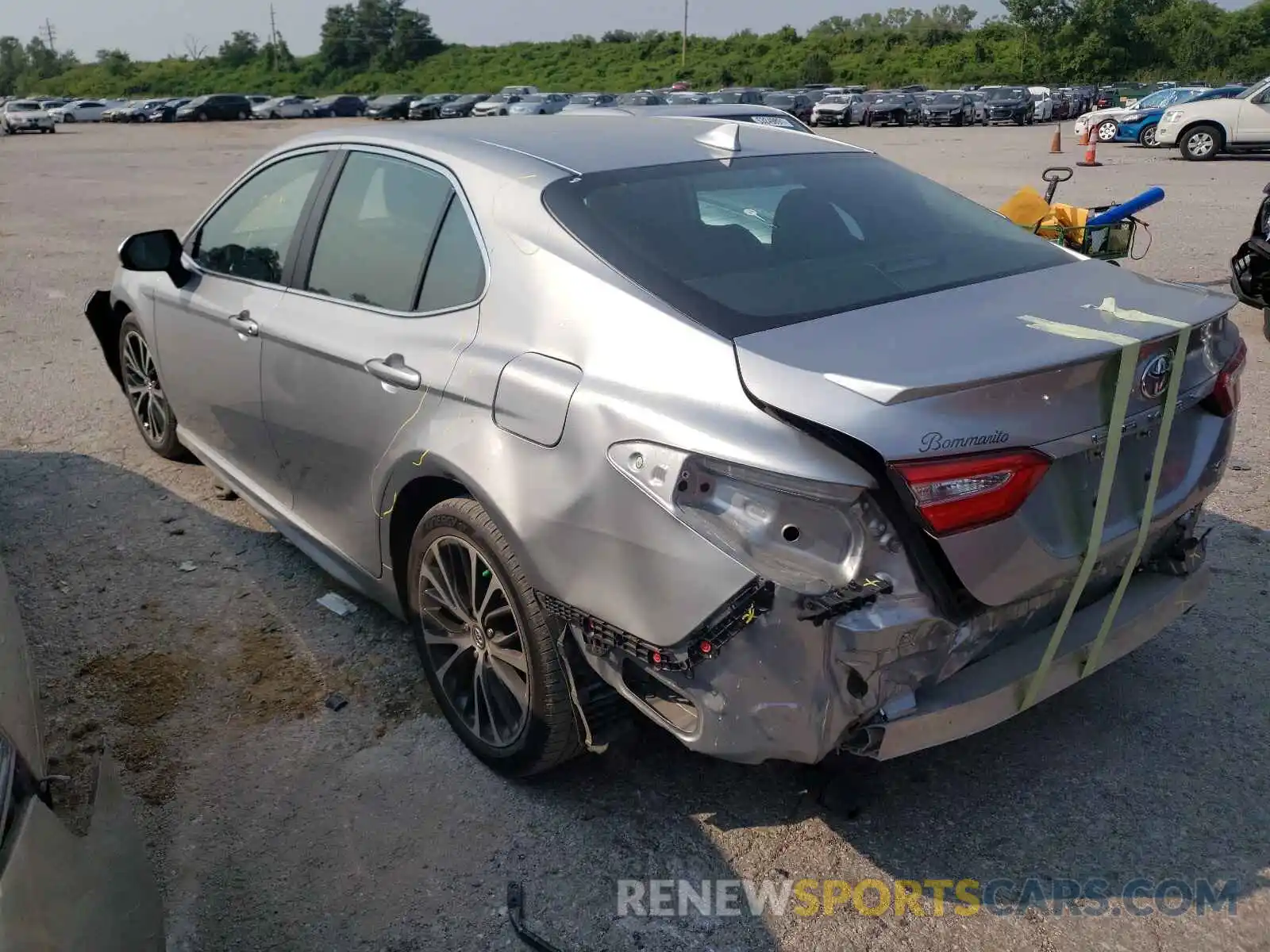 3 Photograph of a damaged car 4T1G11AKXLU915352 TOYOTA CAMRY 2020