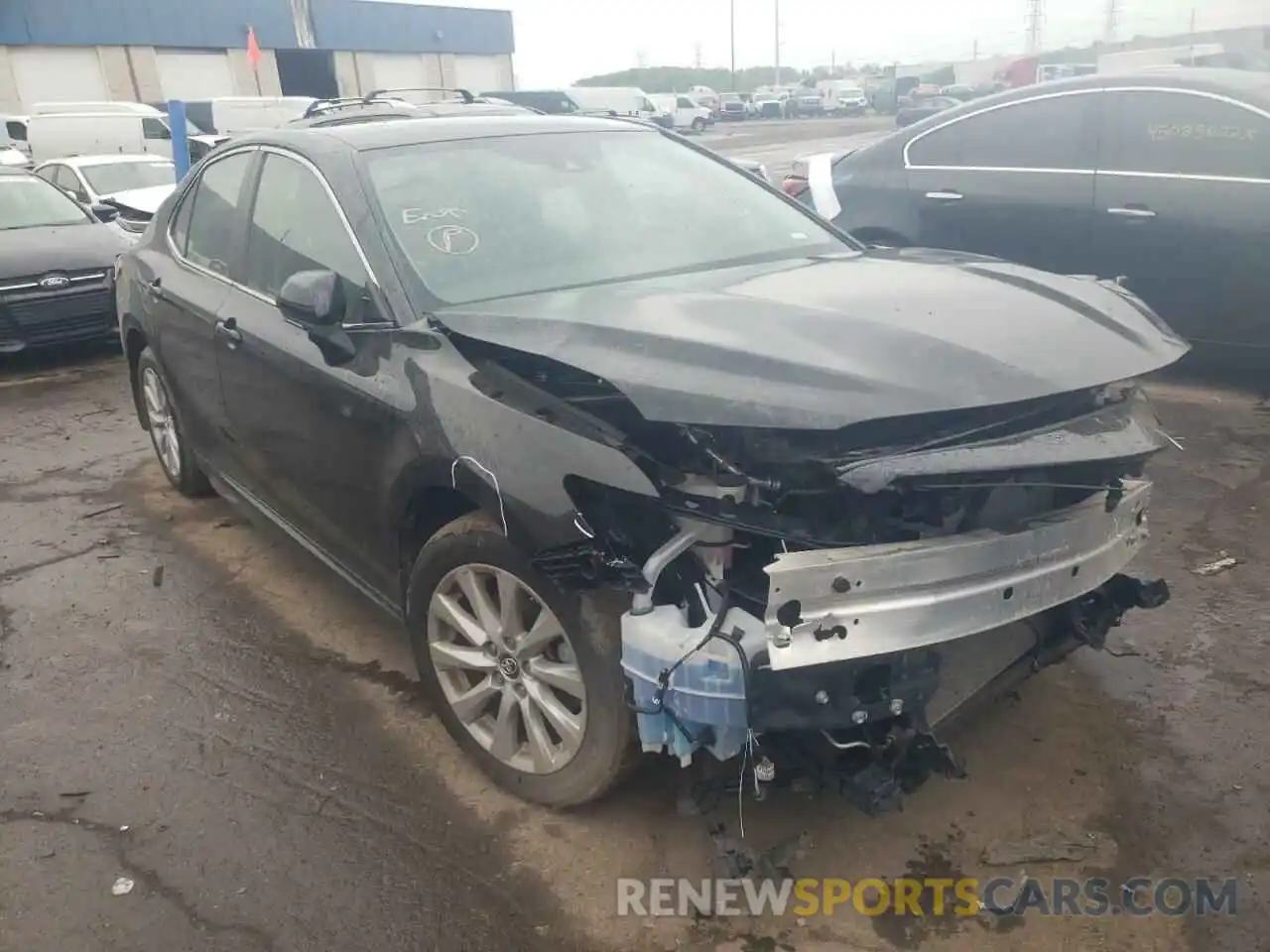 1 Photograph of a damaged car 4T1G11AKXLU921555 TOYOTA CAMRY 2020