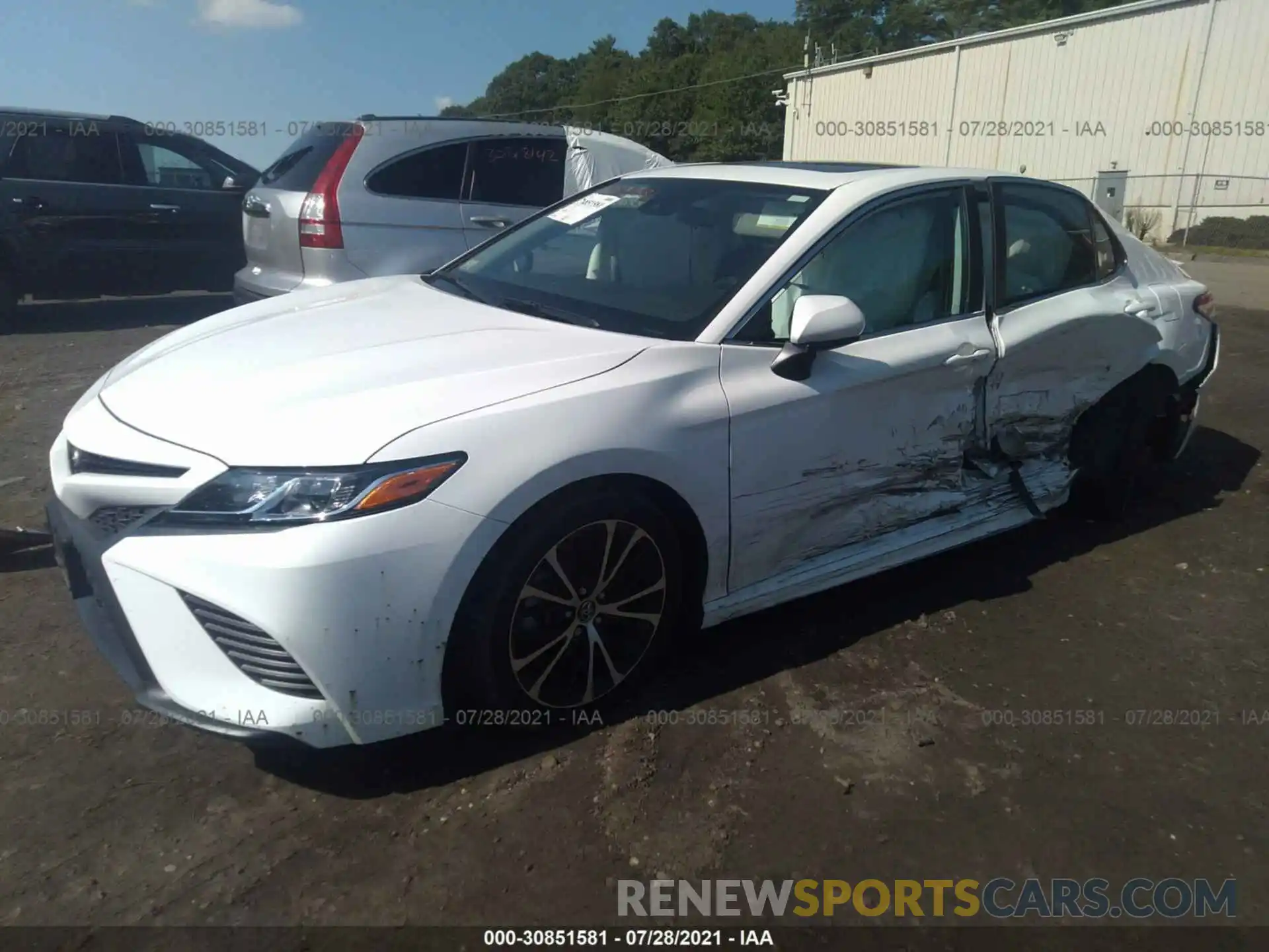 2 Photograph of a damaged car 4T1G11AKXLU921605 TOYOTA CAMRY 2020