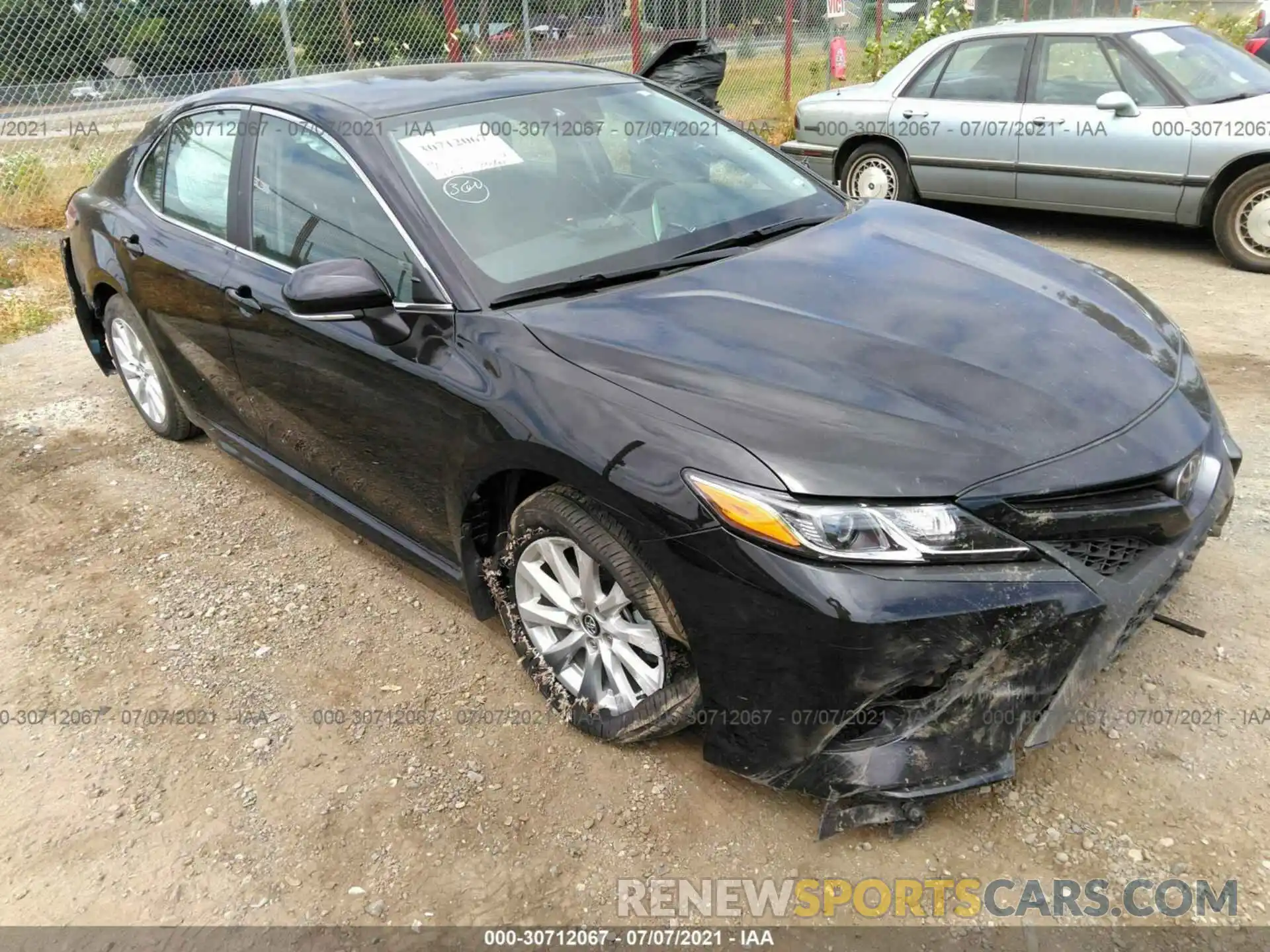 1 Photograph of a damaged car 4T1G11AKXLU922107 TOYOTA CAMRY 2020