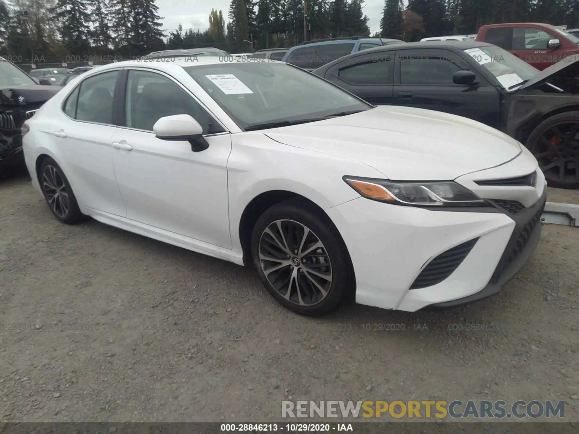 1 Photograph of a damaged car 4T1G11AKXLU922995 TOYOTA CAMRY 2020