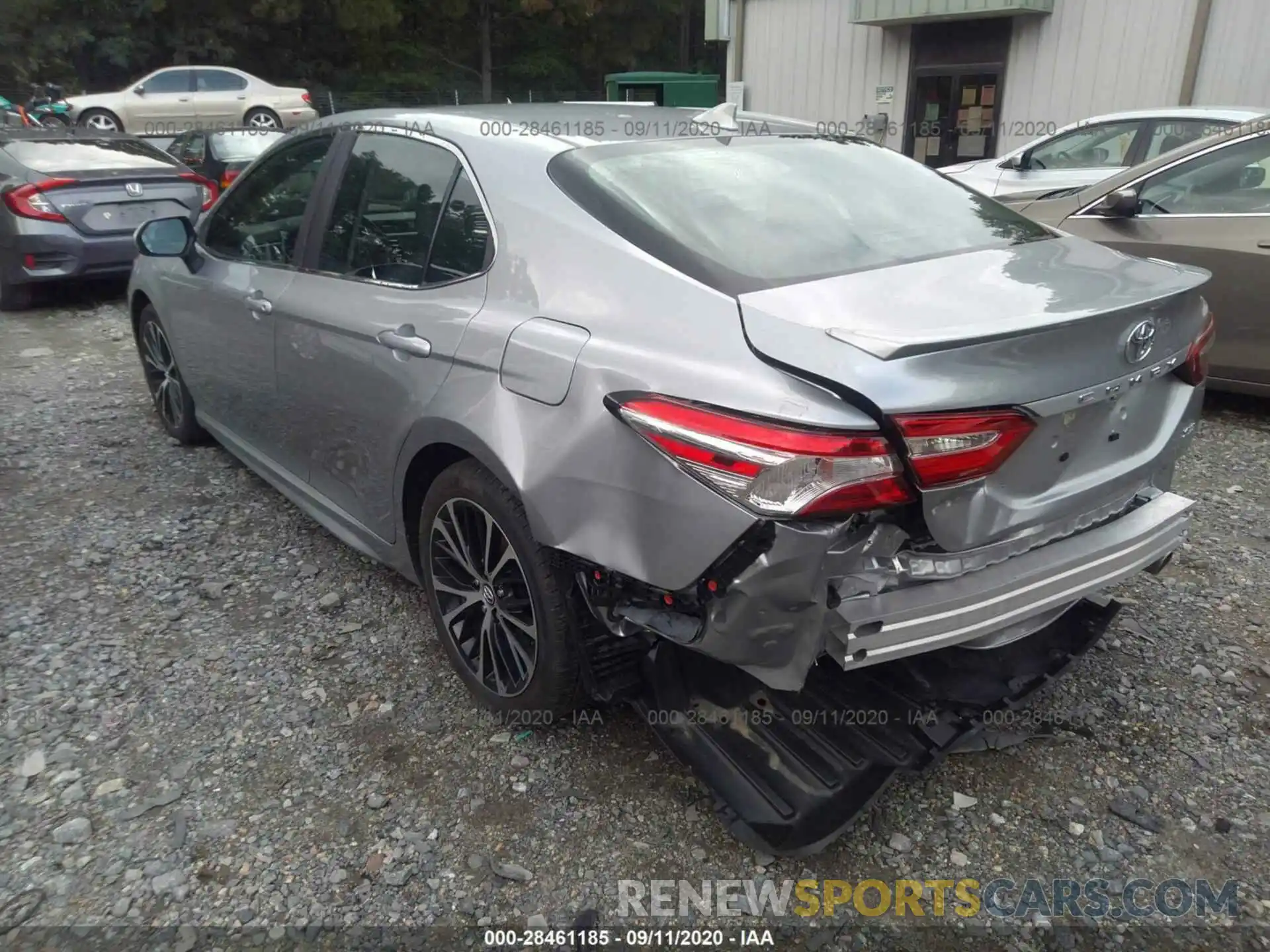 3 Photograph of a damaged car 4T1G11AKXLU923533 TOYOTA CAMRY 2020