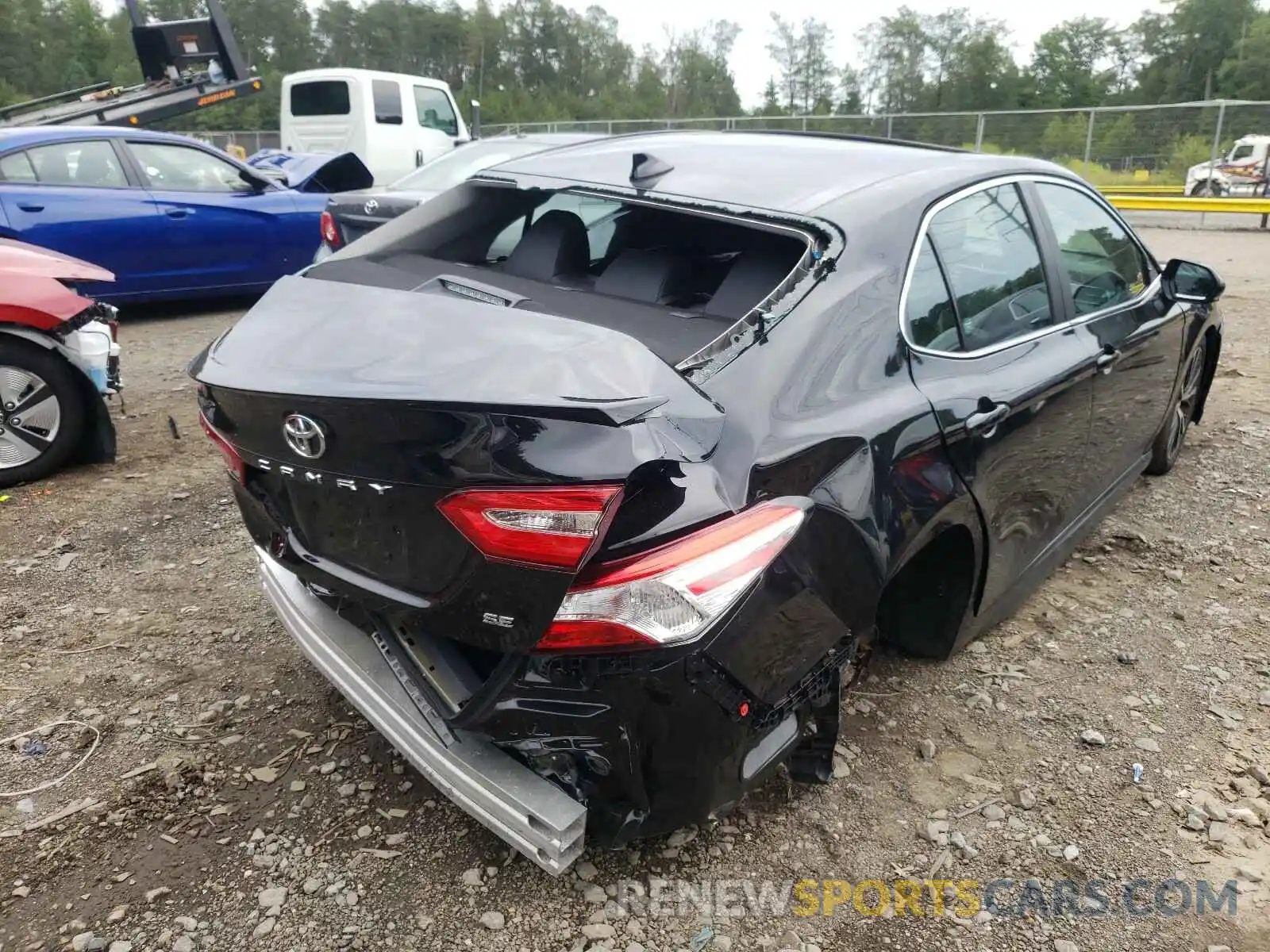 4 Photograph of a damaged car 4T1G11AKXLU925007 TOYOTA CAMRY 2020