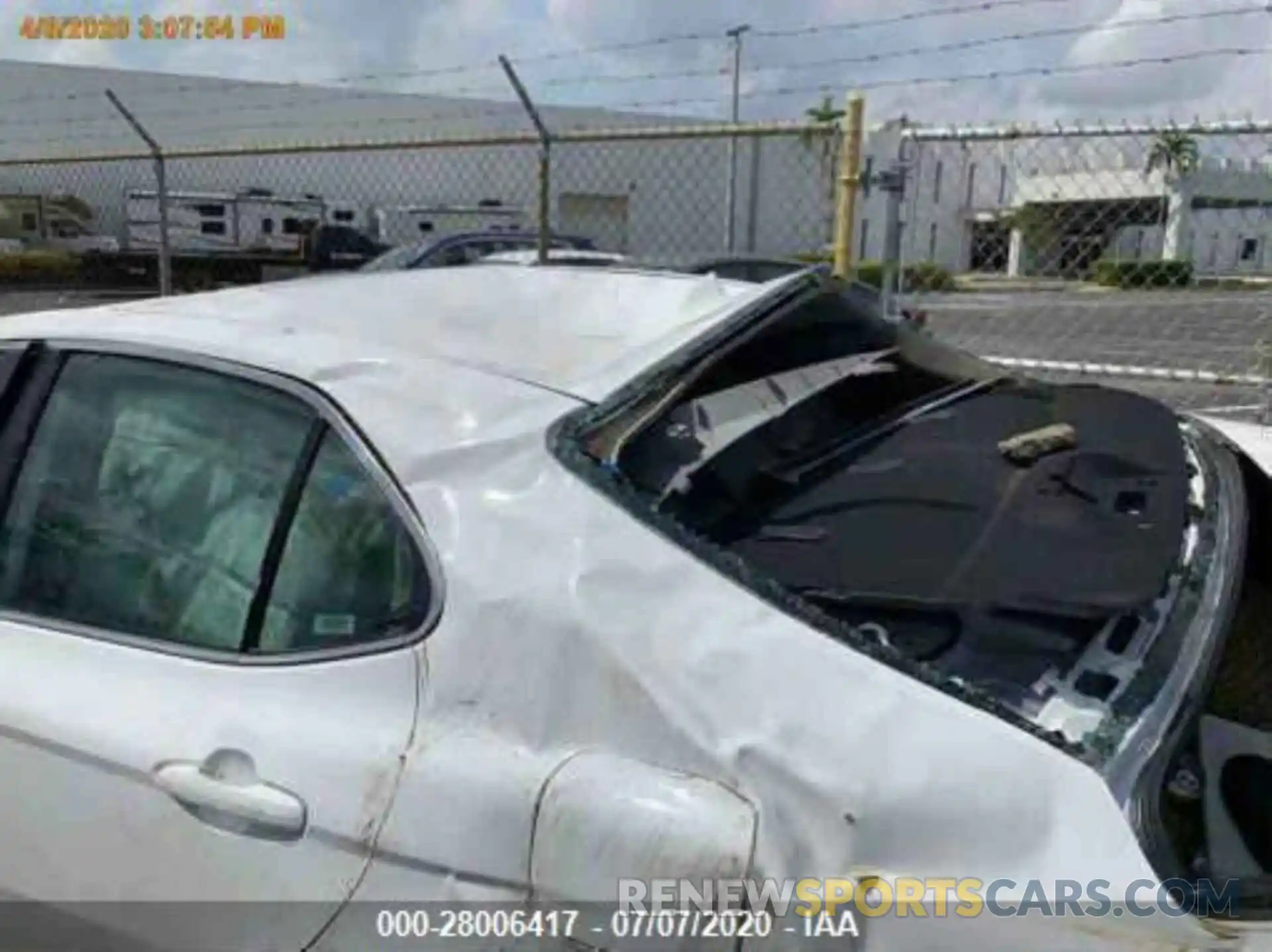 8 Photograph of a damaged car 4T1G11AKXLU929798 TOYOTA CAMRY 2020