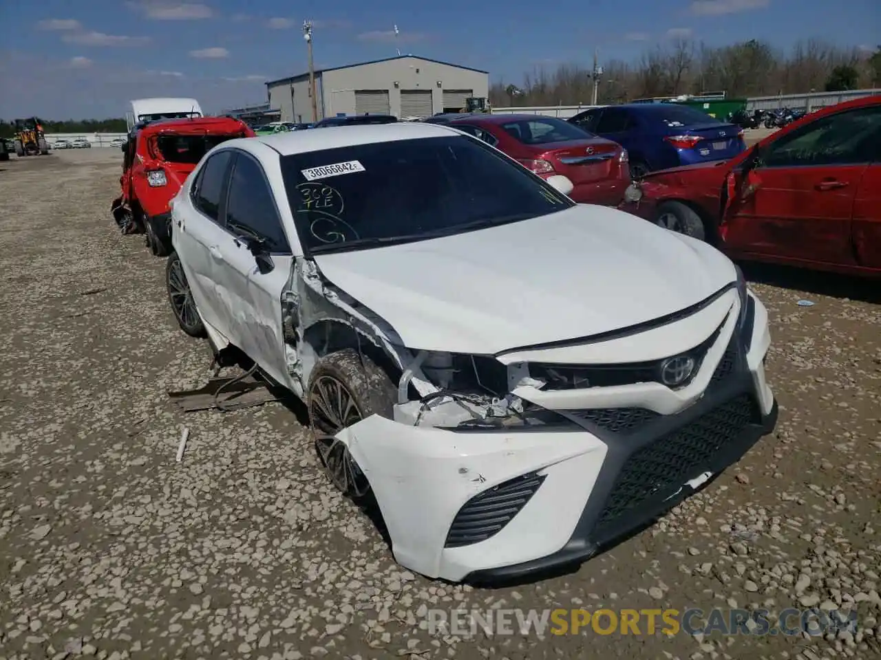 1 Photograph of a damaged car 4T1G11AKXLU935066 TOYOTA CAMRY 2020