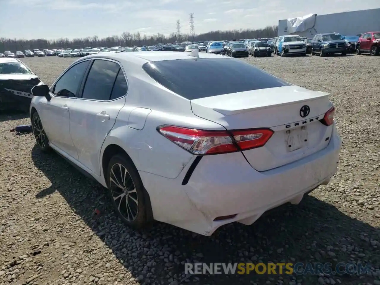 3 Photograph of a damaged car 4T1G11AKXLU935066 TOYOTA CAMRY 2020