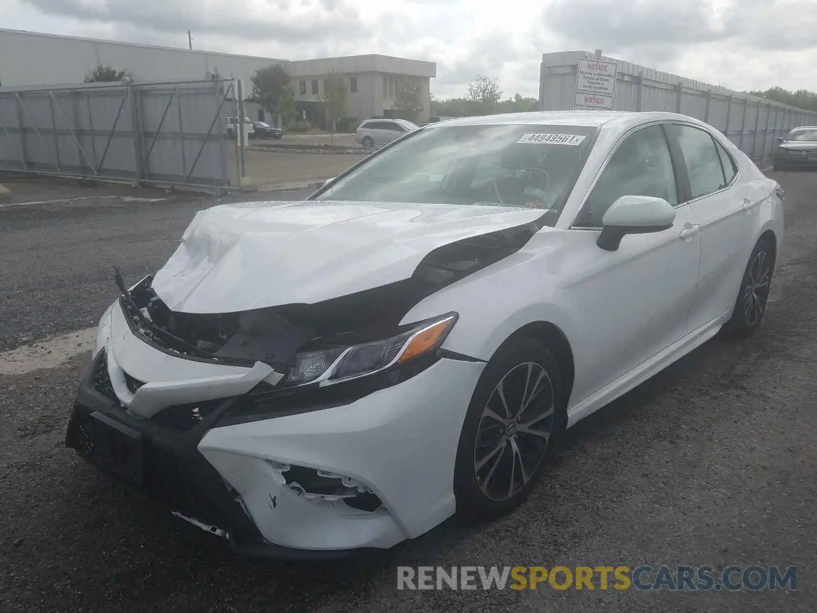 2 Photograph of a damaged car 4T1G11AKXLU935441 TOYOTA CAMRY 2020